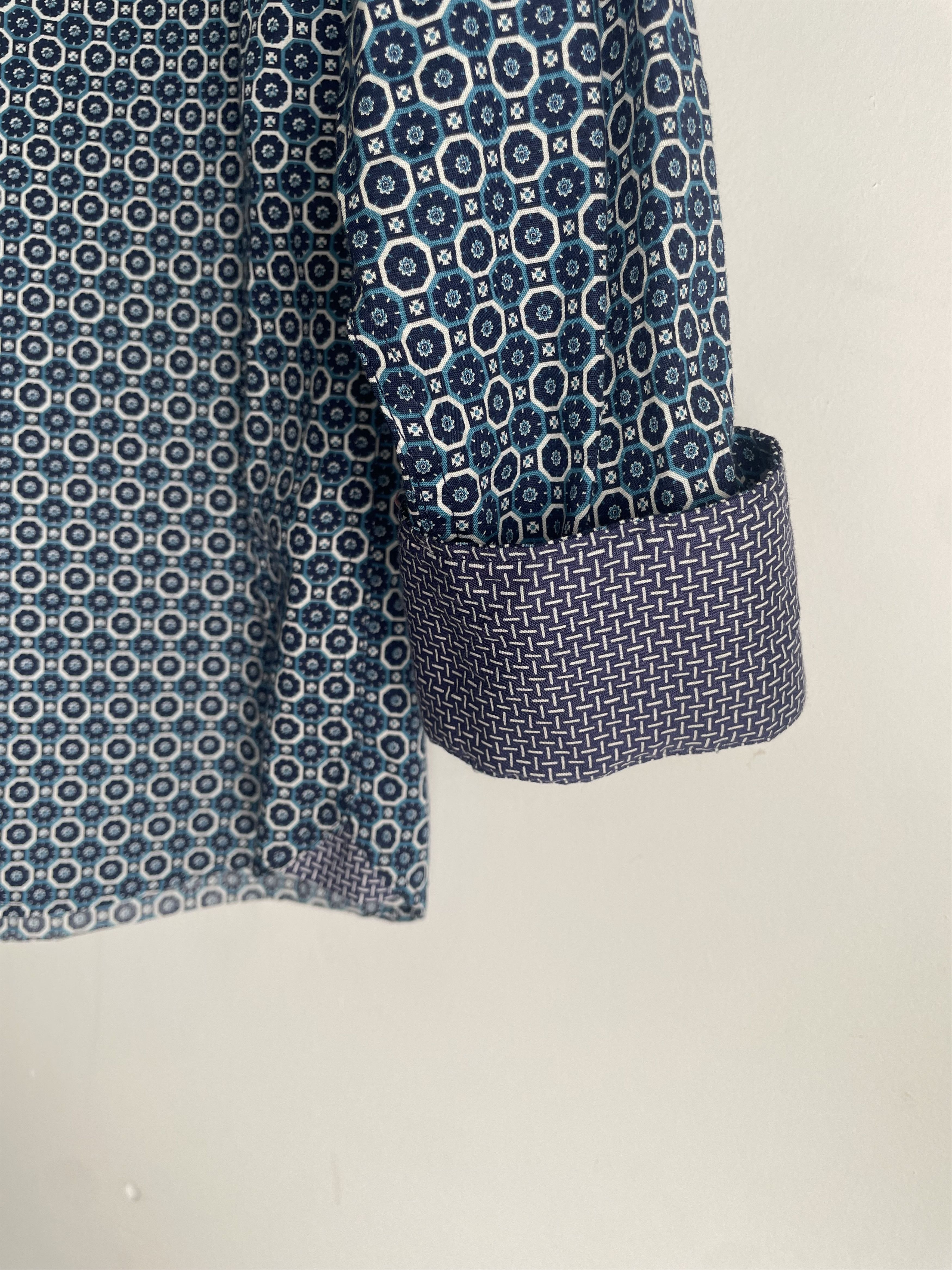 Ted Baker Ted Baker London Teal Geometric Print Shirt Size 3 M Size US M / EU 48-50 / 2 - 5 Thumbnail