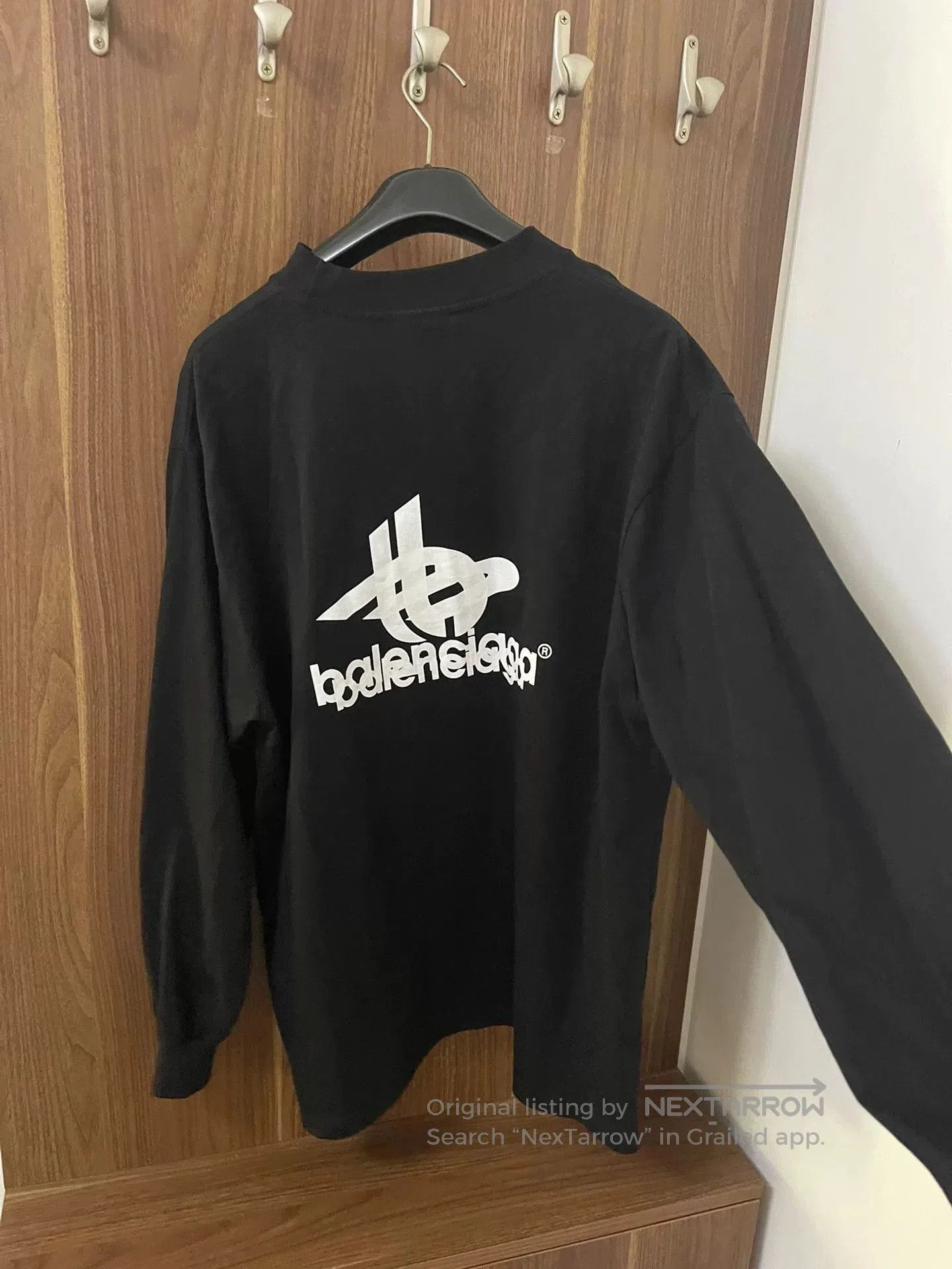 Balenciaga Balenciaga Oversized Hoodie. Size US M / EU 48-50 / 2 - 7 Thumbnail