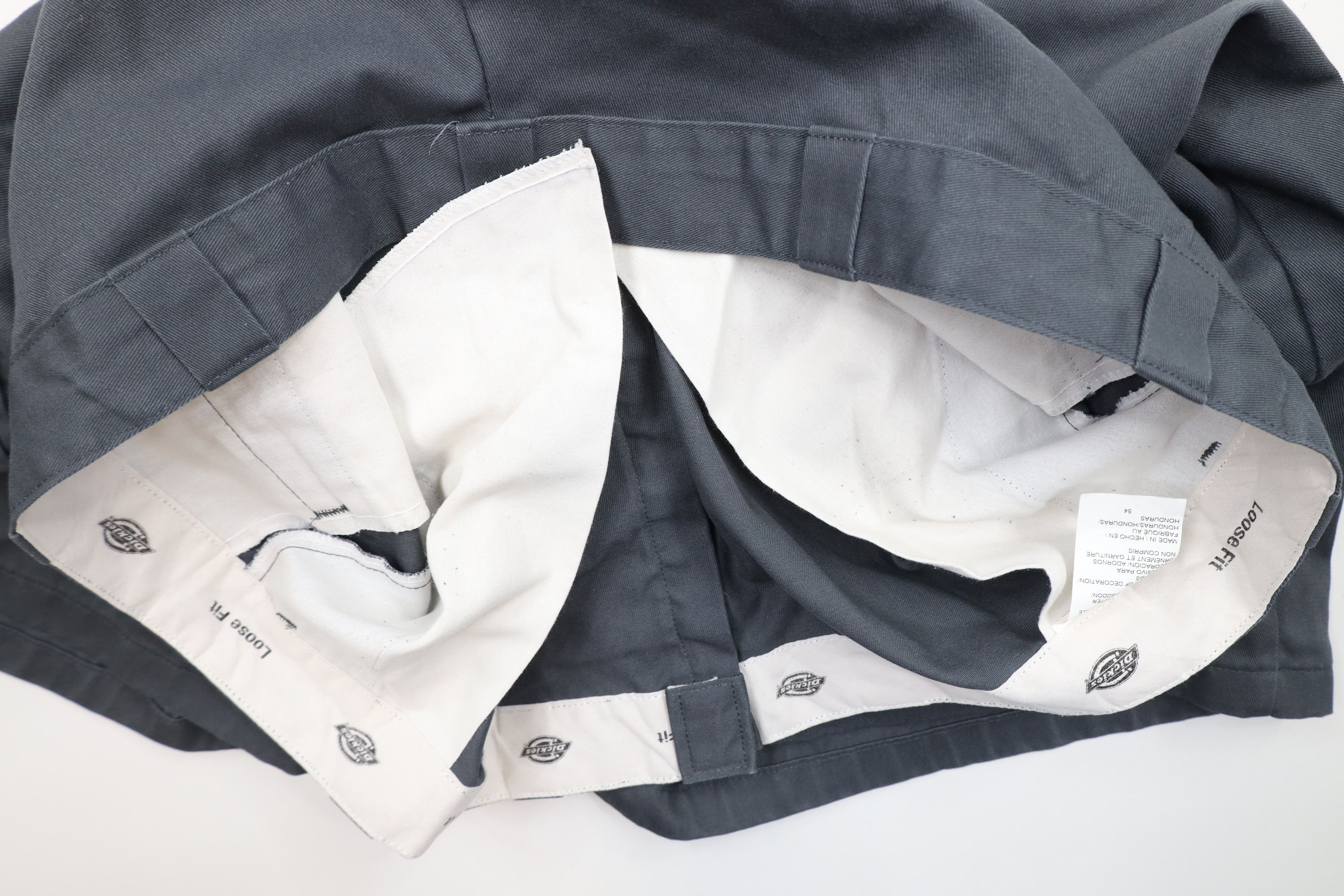 Dickies × Vintage Vintage Dickies Loose Fit Workwear Mechanic Shorts Gray Size US 44 / EU 60 - 9 Thumbnail