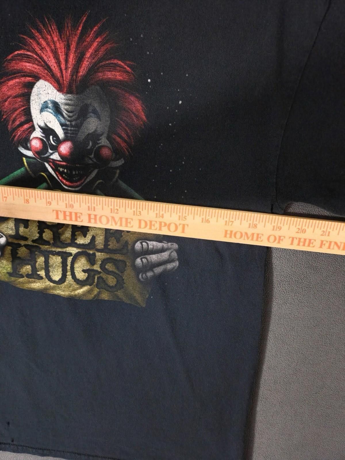 Other Killer Klowns from Outer Space T-Shirt Free Hugs Horror M #2 Size US M / EU 48-50 / 2 - 2 Thumbnail