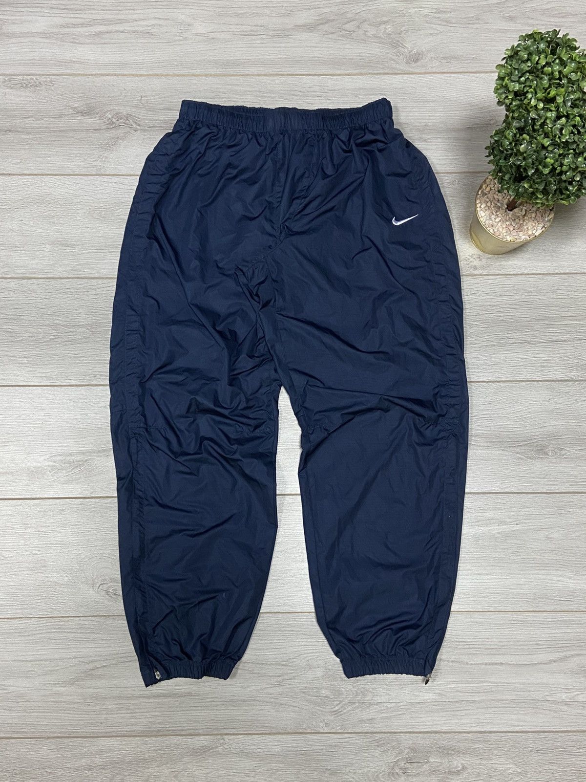 Nike Nike vintage XXL parachute pants ninja swoosh drill Size US 36 / EU 52 - 2 Thumbnail