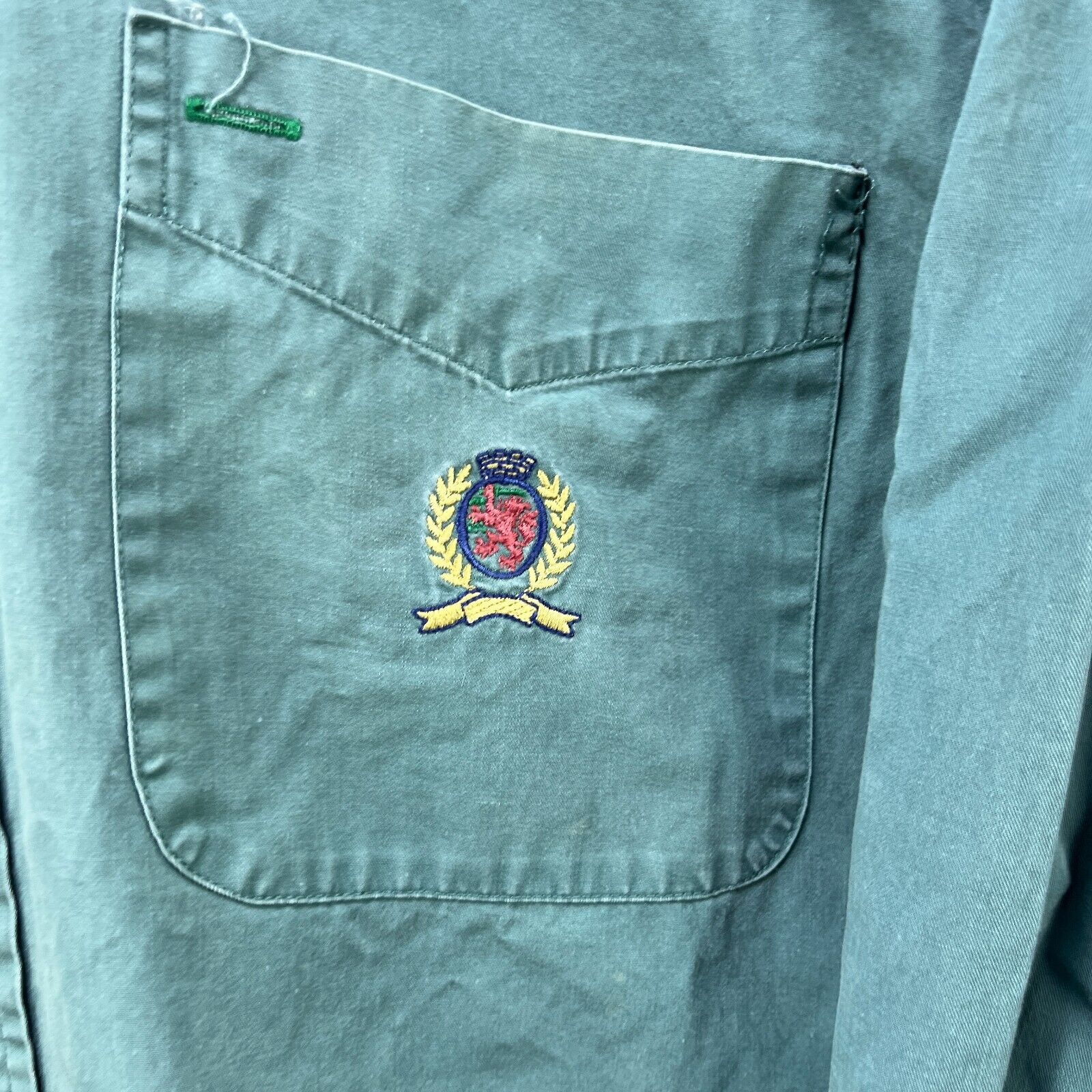Tommy Hilfiger × Vintage Vintage 90s Tommy Hilfiger Crest Button-Up Shirt Medium Size US M / EU 48-50 / 2 - 3 Thumbnail