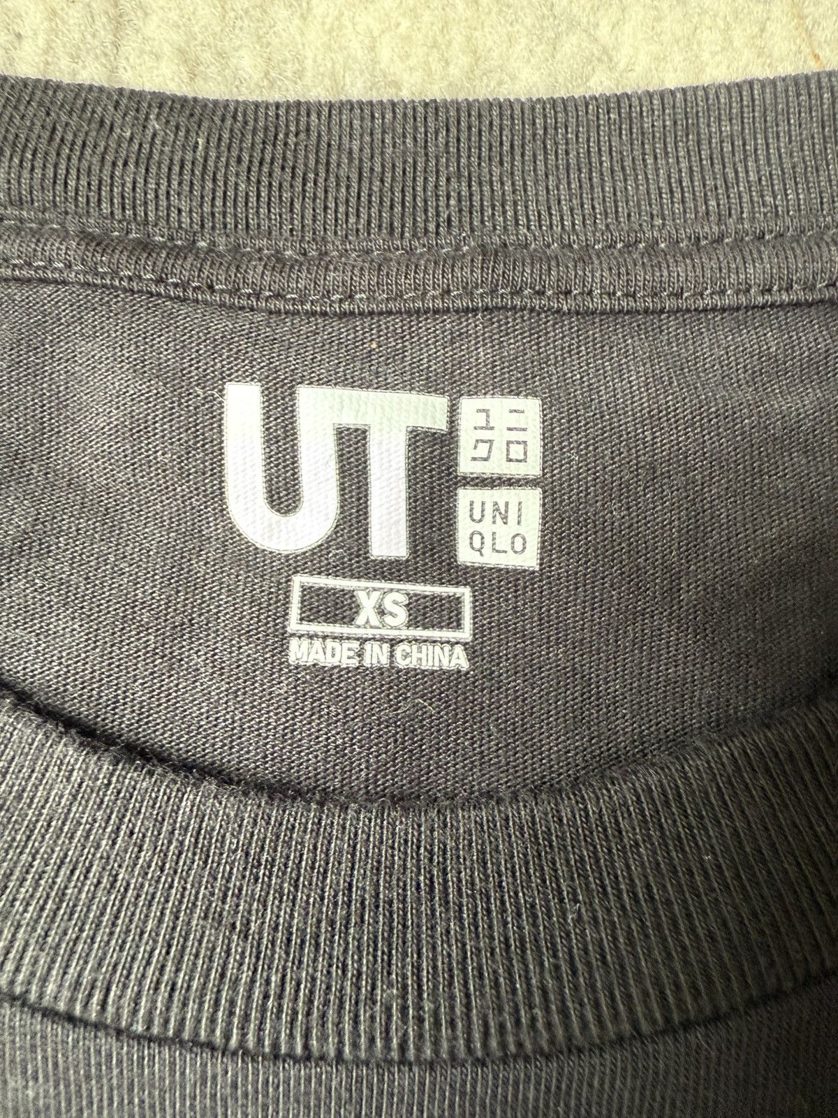 Uniqlo Rare UNIQLO UT 2001 : A Space Odyssey T-Shirt Size US XS / EU 42 / 0 - 4 Thumbnail
