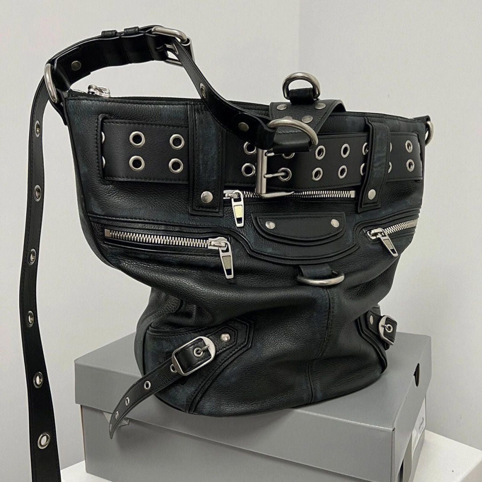 Other Punk Rivet Bucket Bag – Moto Street, Large Capacity Size ONE SIZE - 1 Thumbnail