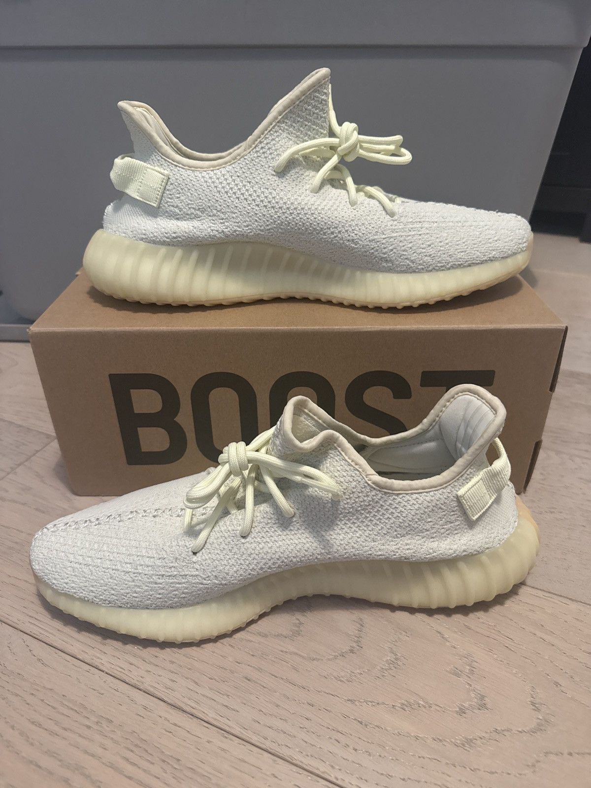 Adidas YEEZY BOOST 350 V2 F36980 BUTTER Size US 12.5 / EU 45-46 - 2 Thumbnail
