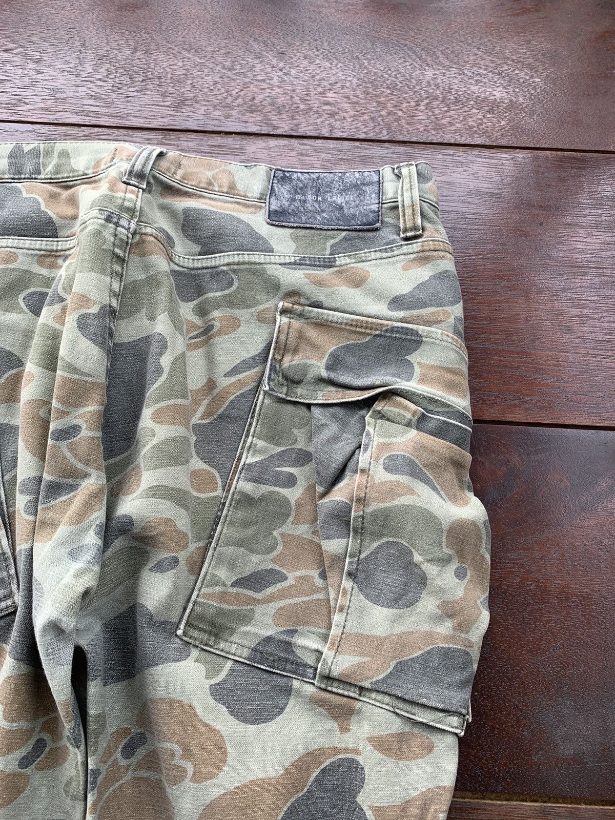 Black Label Black Label Frogskin camo multi pocket cargo pants Size US 36 / EU 52 - 3 Thumbnail