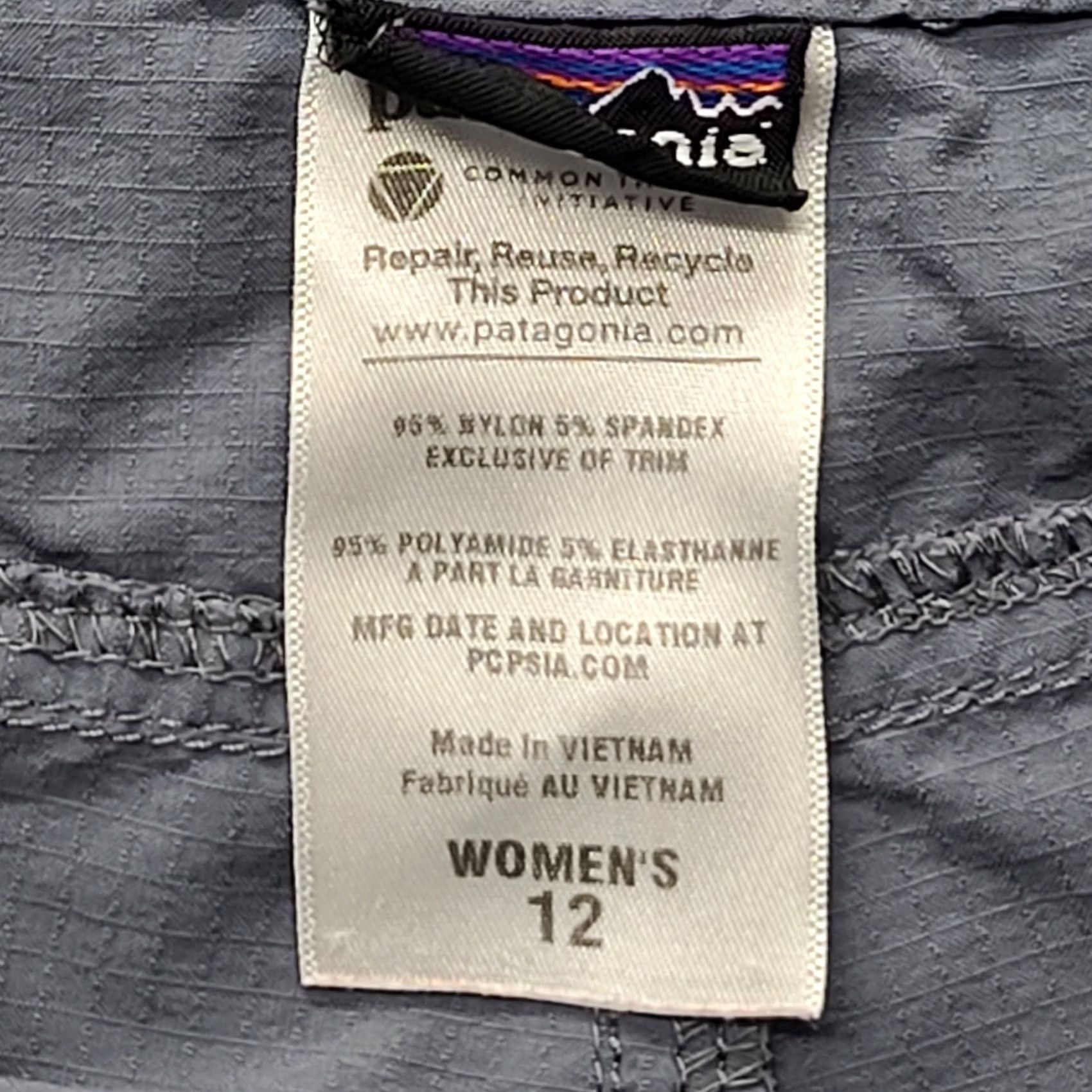 Patagonia Patagonia Shorts Womens 12 Borderless Regular Fit Mid Rise Quick Dry Hiking ChiNo/ Gray Nylon Spandex Size 34" / US 12 / IT 48 - 3 Thumbnail
