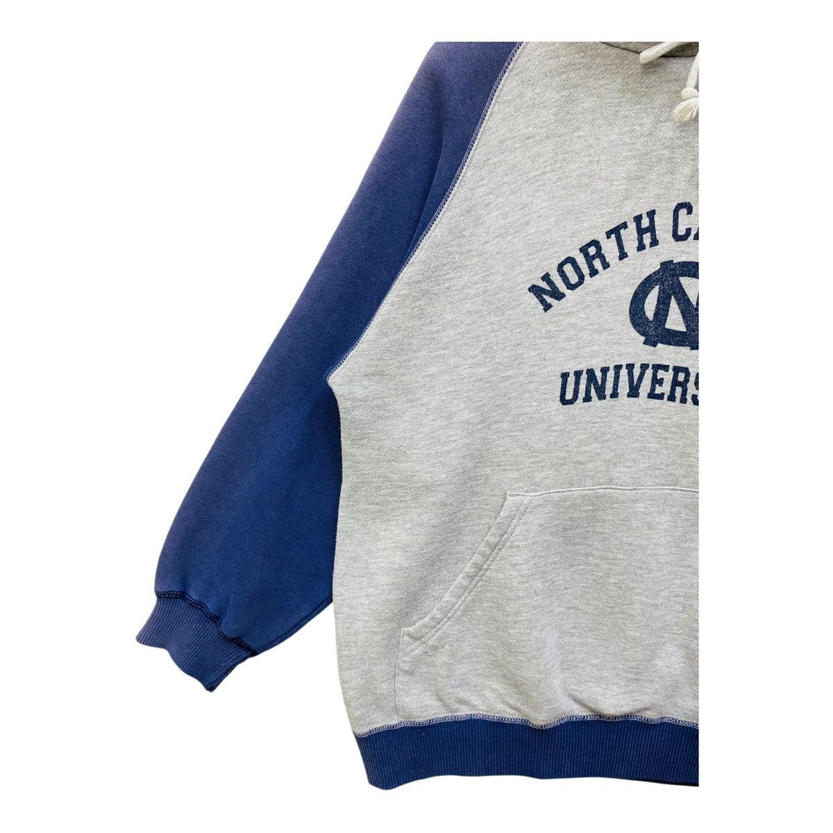 Other Vintage North Carolina University Hoodie Spellout Size M Size US M / EU 48-50 / 2 - 4 Thumbnail