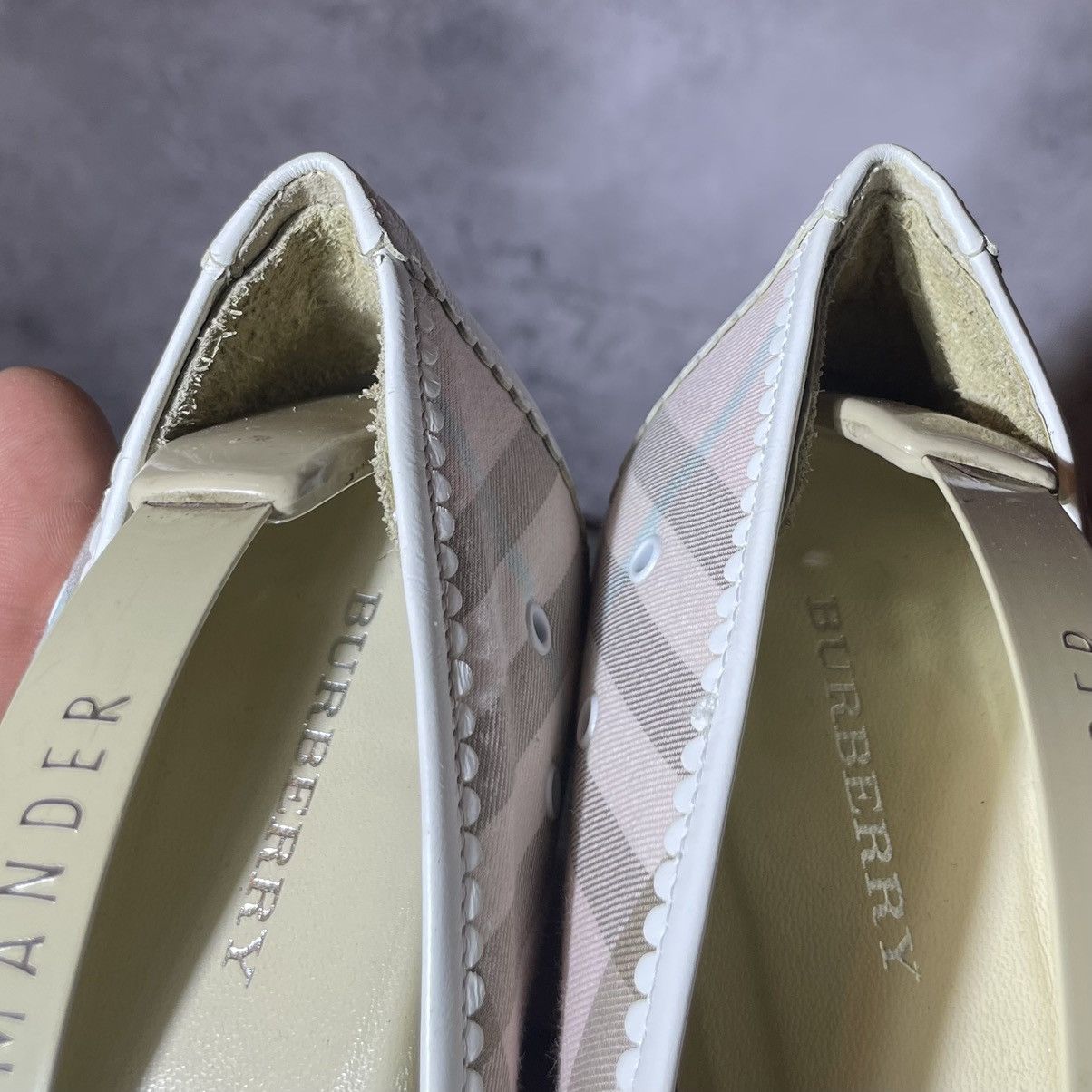 Burberry Vintage Burberry Heels Pink/Brown Nova Check Canvas Pumps Size US 10.5 / IT 40.5 - 11 Thumbnail