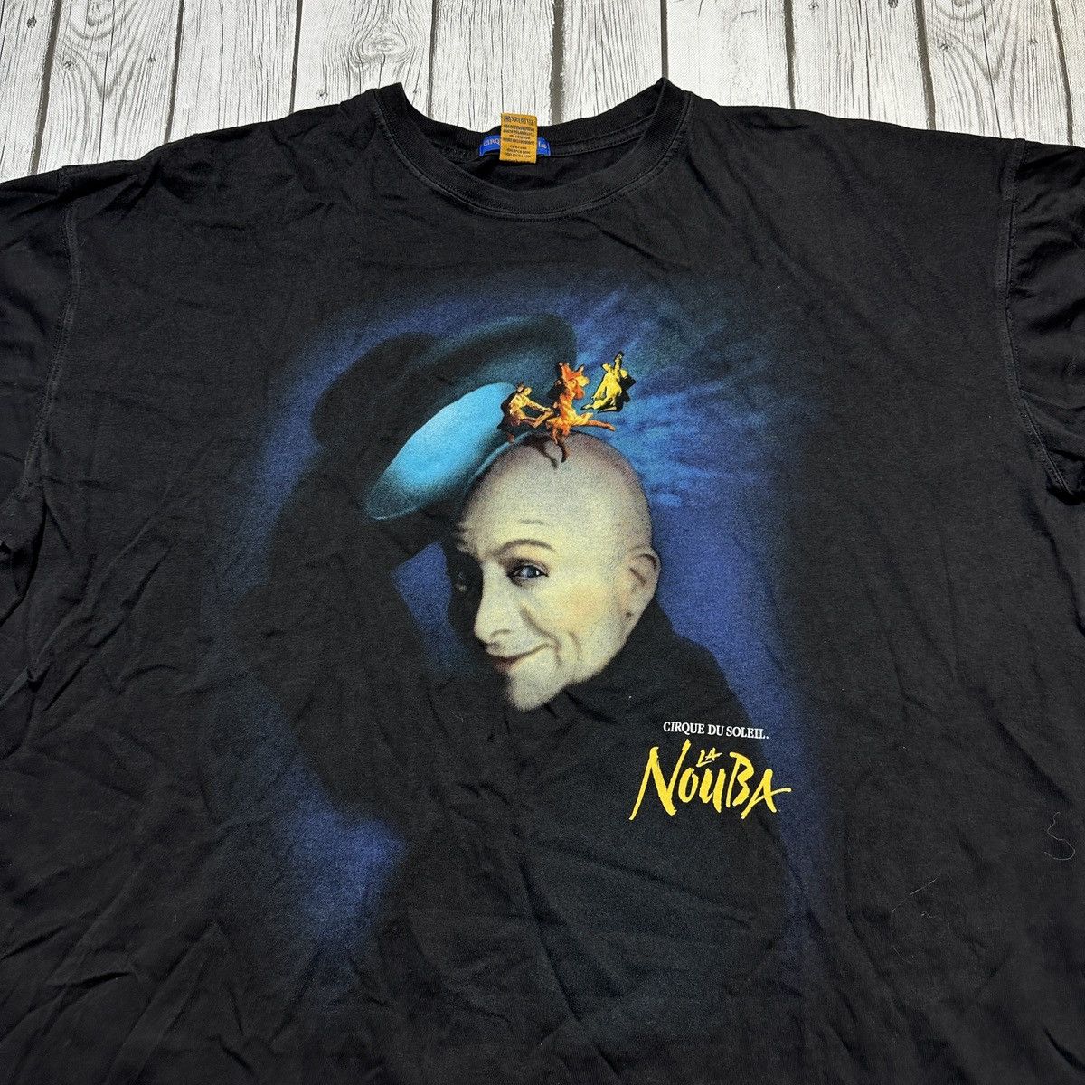 Vintage Vintage Cirque du Soleil La Nouba tee Size US XXL / EU 58 / 5 - 3 Thumbnail