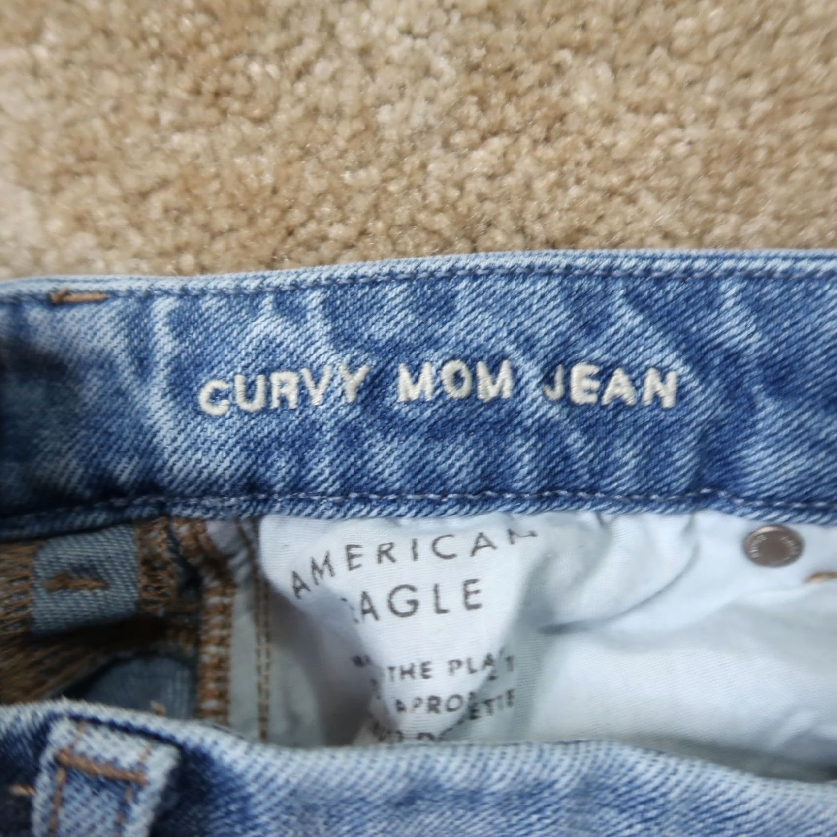 American Eagle Outfitters American Eagle Outfitters Mom Jeans Shirt? Size 26" / US 2 / IT 38 - 5 Thumbnail