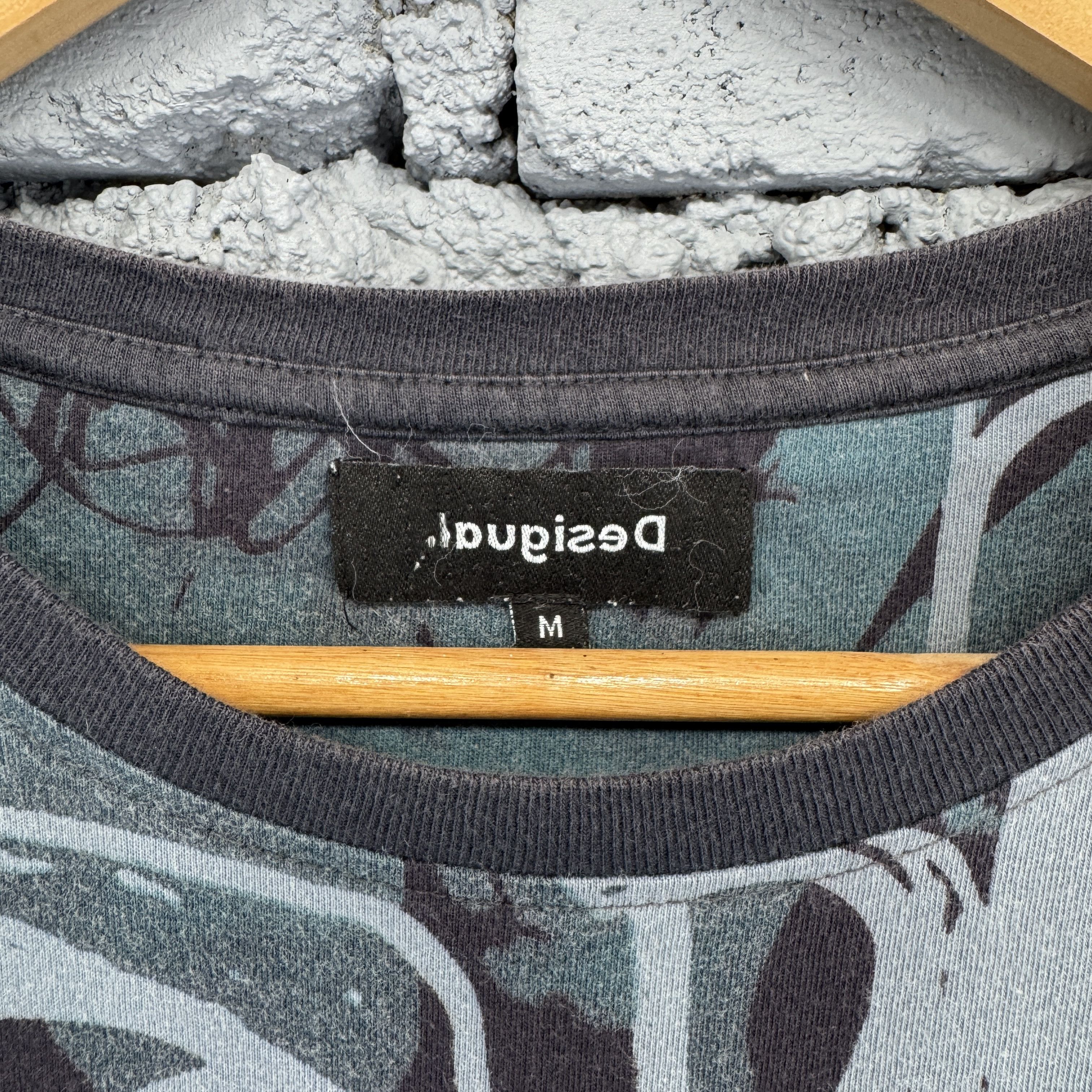 Japanese Brand Rare Japanese Brand Desigual Featuring A Graphic "MORE LOVE" Size US M / EU 48-50 / 2 - 4 Thumbnail