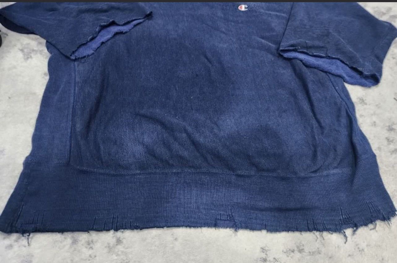 Champion THRASHED REVERSE WAVE SUN FADED Size US XL / EU 56 / 4 - 3 Thumbnail