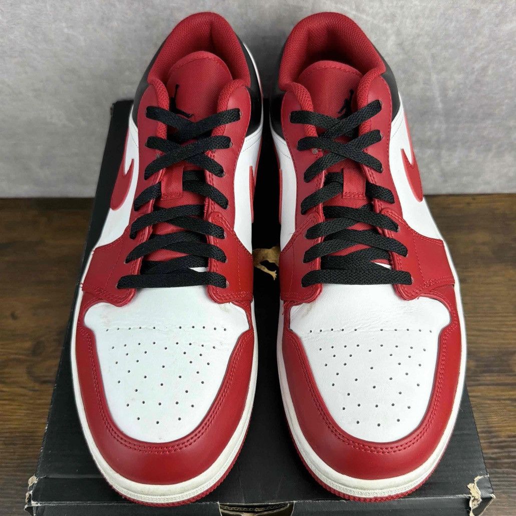 Jordan Brand Air Jordan 1 Low Bulls Reverse Black Toe Size 15 553558-163 Size US 15 / EU 48 - 5 Thumbnail