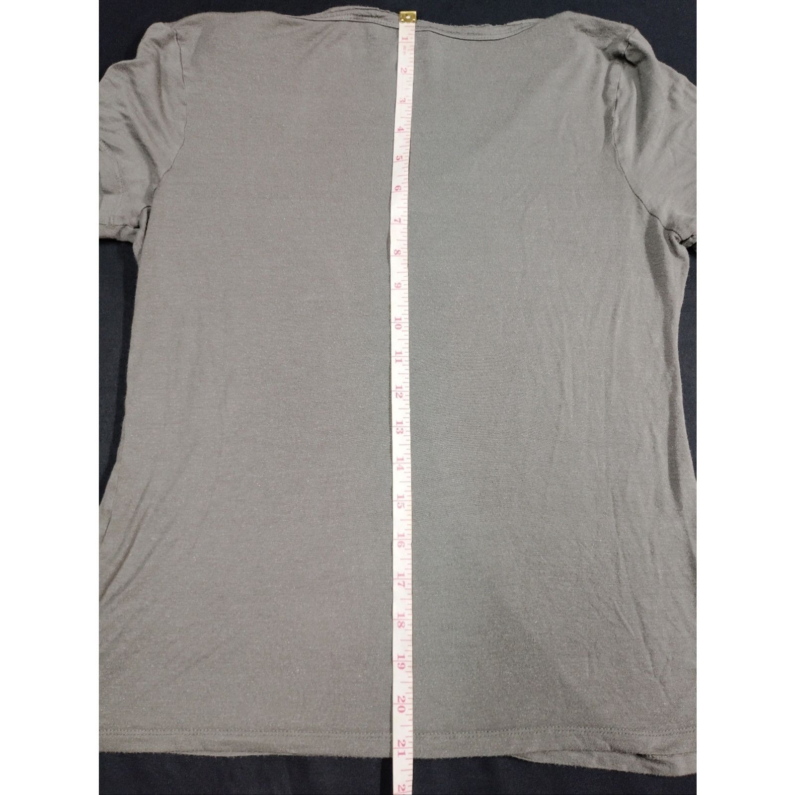 Rock & Republic Rock & Republic Glittery Olive Green Grey VNeck Short Sleeve Size XS / US 0-2 / IT 36-38 - 6 Thumbnail