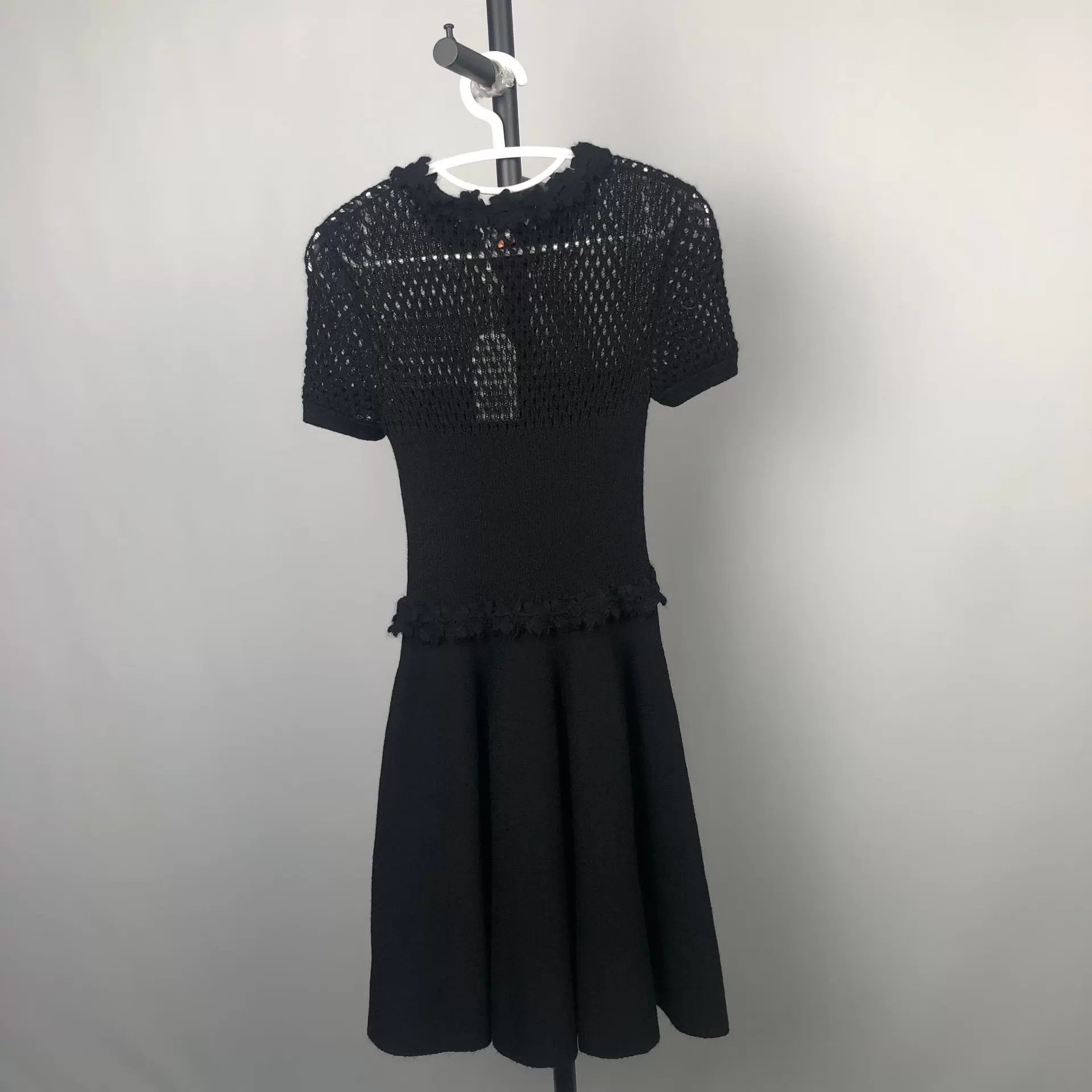 Chanel CHANEL women's wool black dress S Size XS / US 0-2 / IT 36-38 - 2 Thumbnail