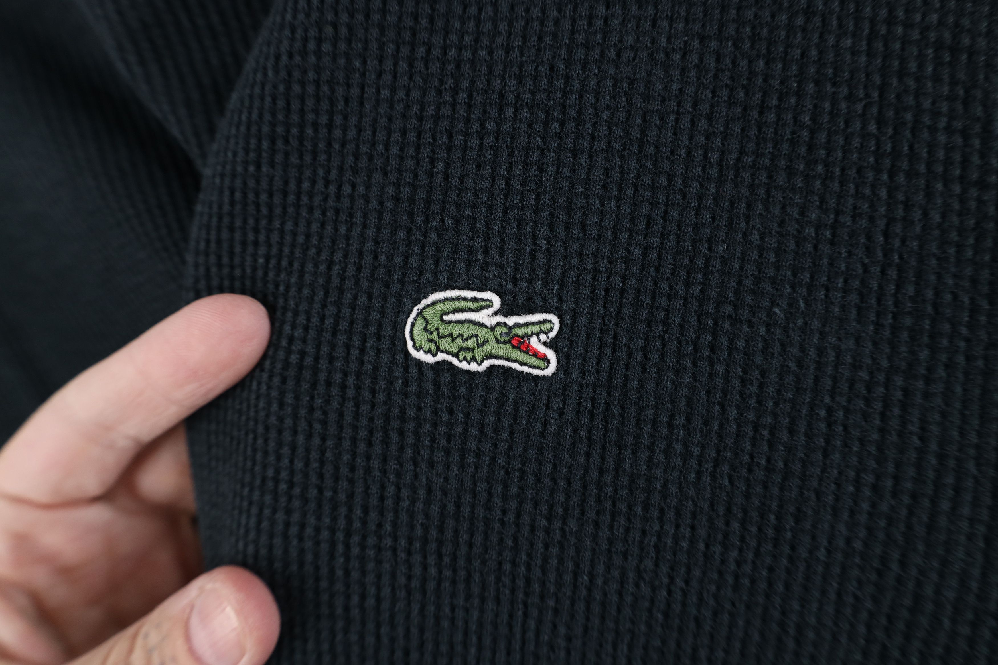 Lacoste Vintage Y2K Lacoste Croc Logo Thermal Waffle Knit T-Shirt Size US XL / EU 56 / 4 - 4 Thumbnail