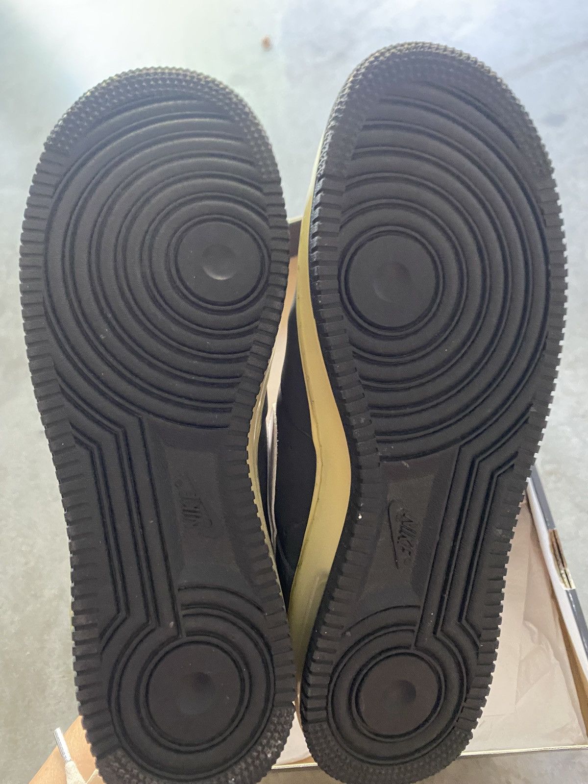 Nike RARE Nike Air Force 1 Size US 10.5 / EU 43-44 - 6 Thumbnail