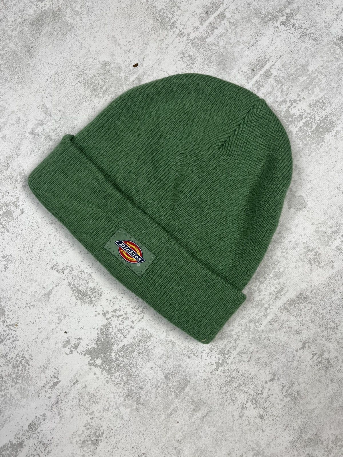 Dickies Iconic Dickies Cuffed Knit Beanie Olive Green Workwear Size ONE SIZE - 3 Thumbnail