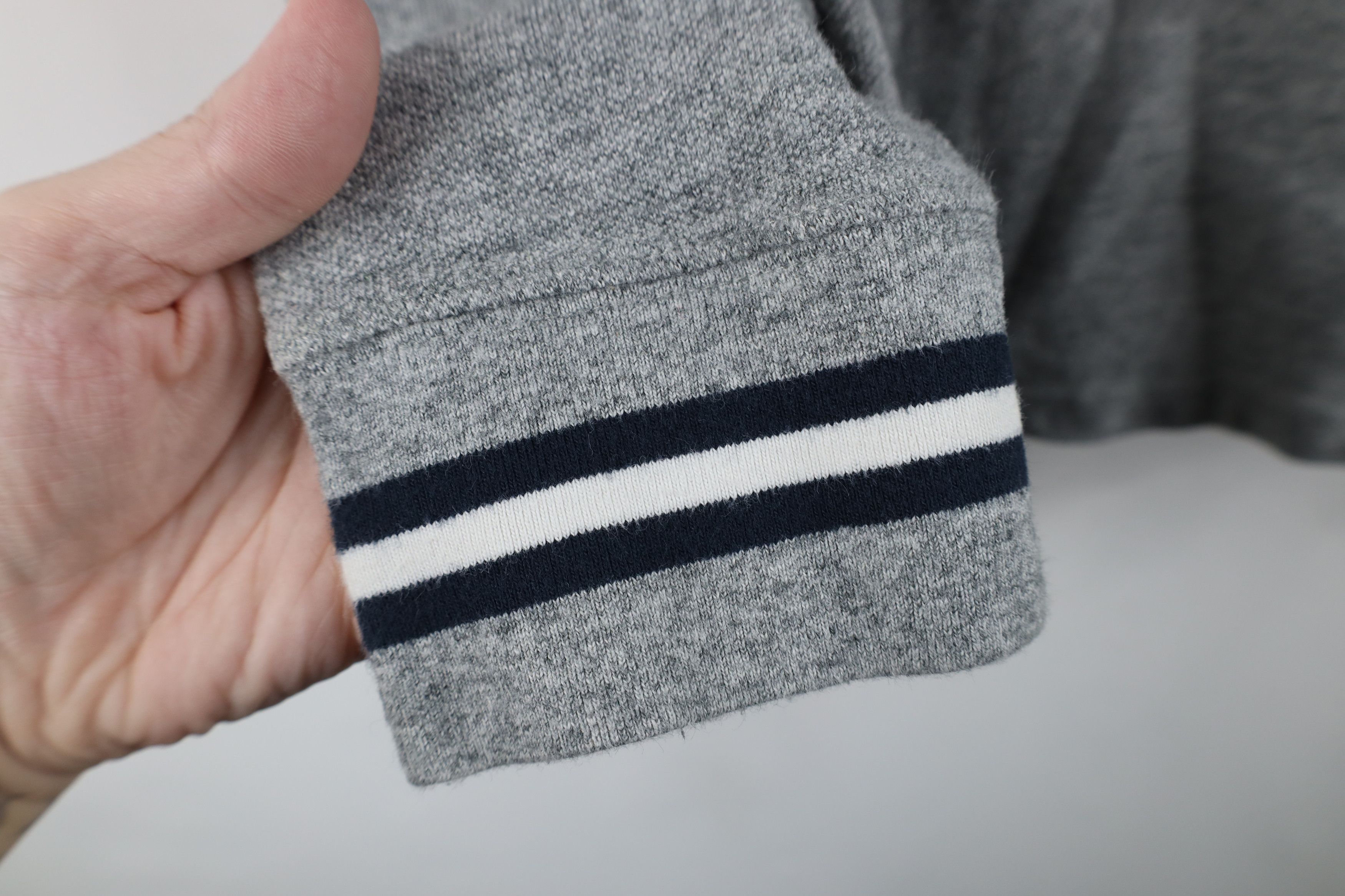 Abercrombie & Fitch Vintage 90s Y2K Abercrombie & Fitch Knit Long Sleeve T-Shirt Size US XS / EU 42 / 0 - 8 Thumbnail