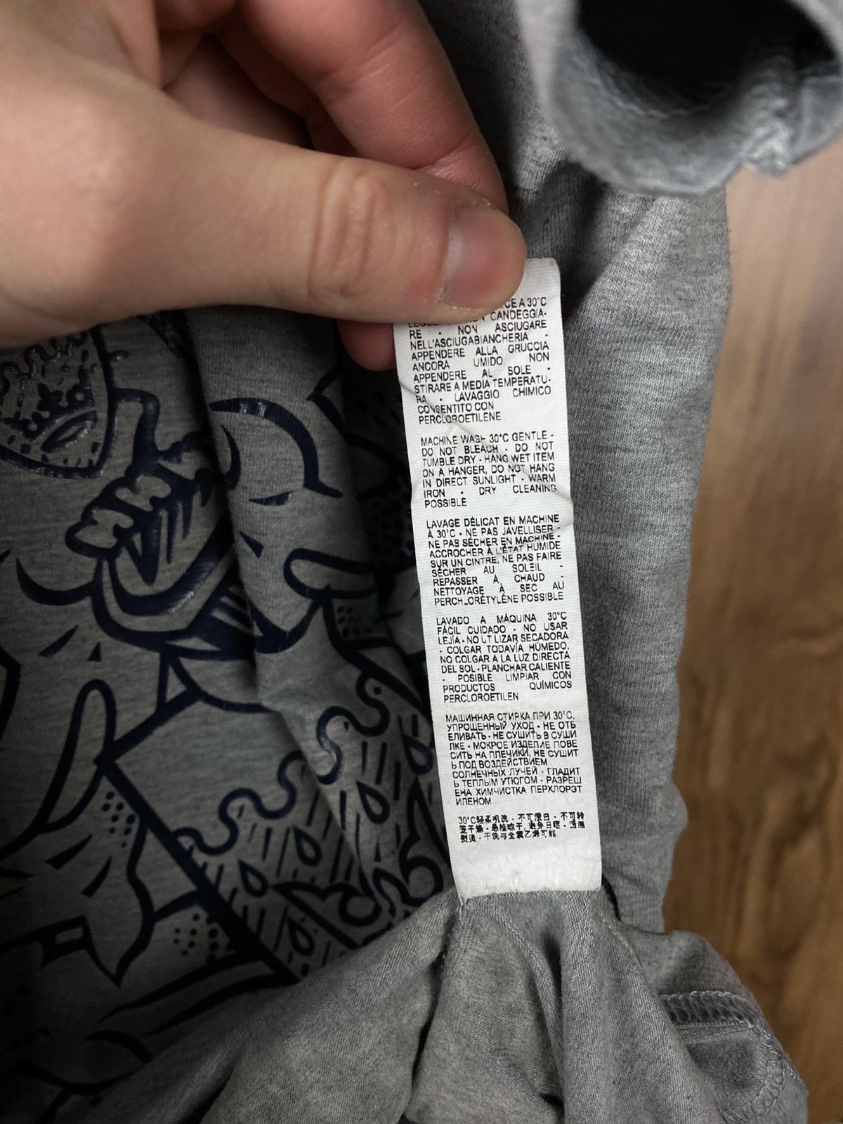 Aquascutum 🛡️T-Shirt Aquascutum Of London United Kingdom Big Logo Tee🛡️ Size US XL / EU 56 / 4 - 12 Thumbnail