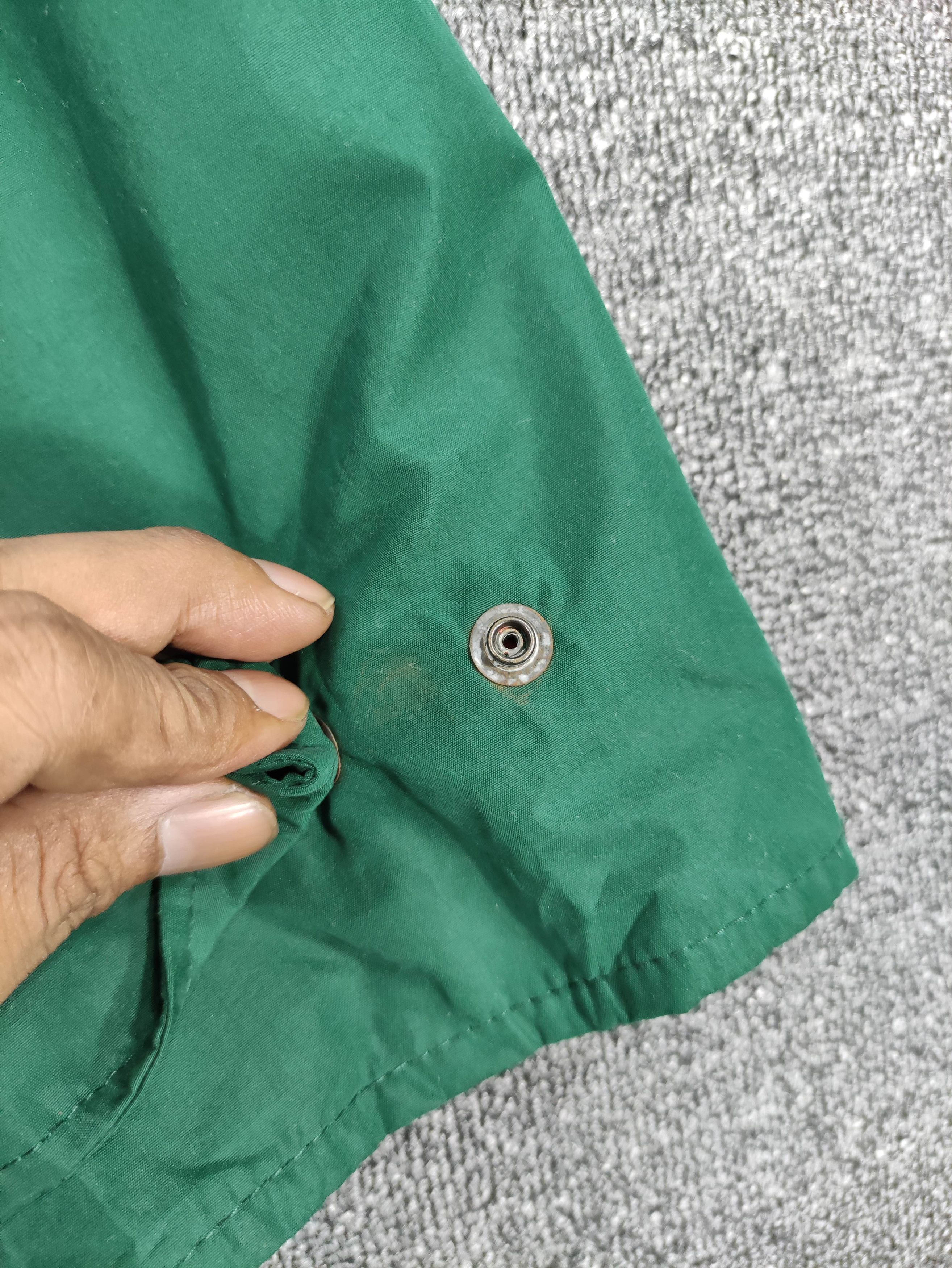 Japanese Brand Vintage Castrol Jacket With Hoodie Zipper Size US L / EU 52-54 / 3 - 5 Thumbnail