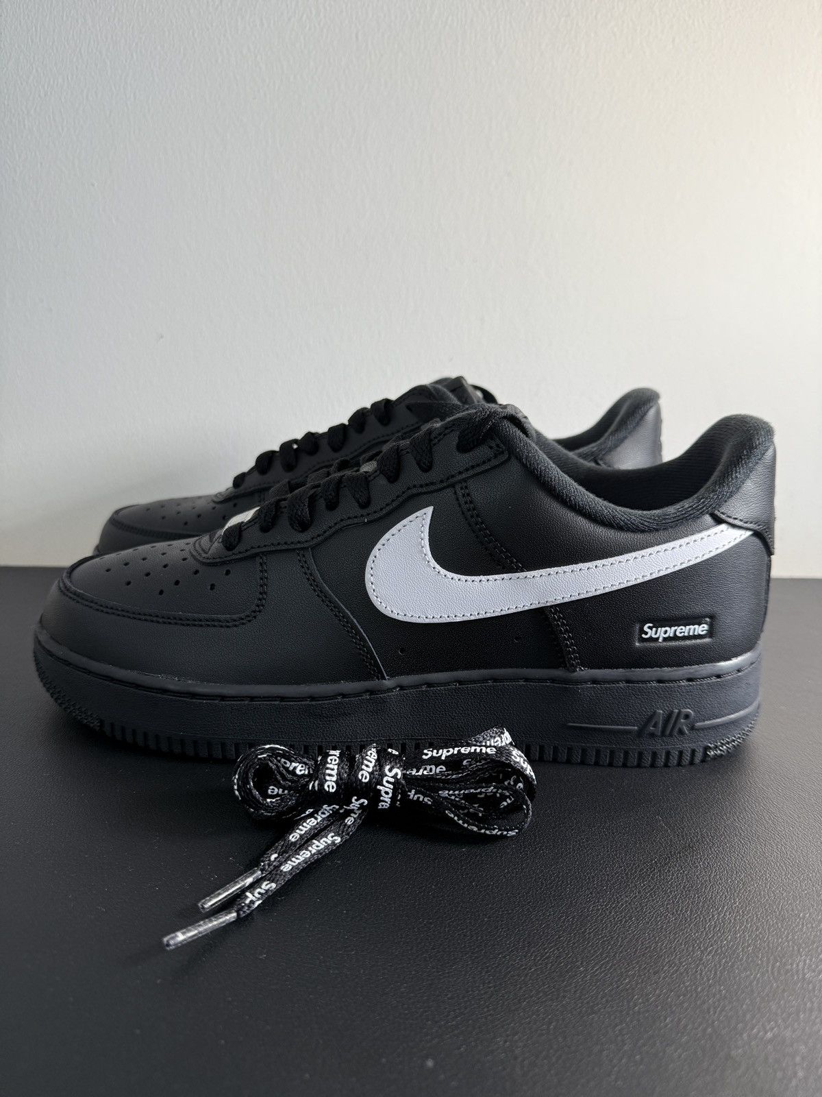Nike × Supreme Brand New Black Supreme Nike Air Force Ones Size US 8.5 / EU 41-42 - 1 Thumbnail