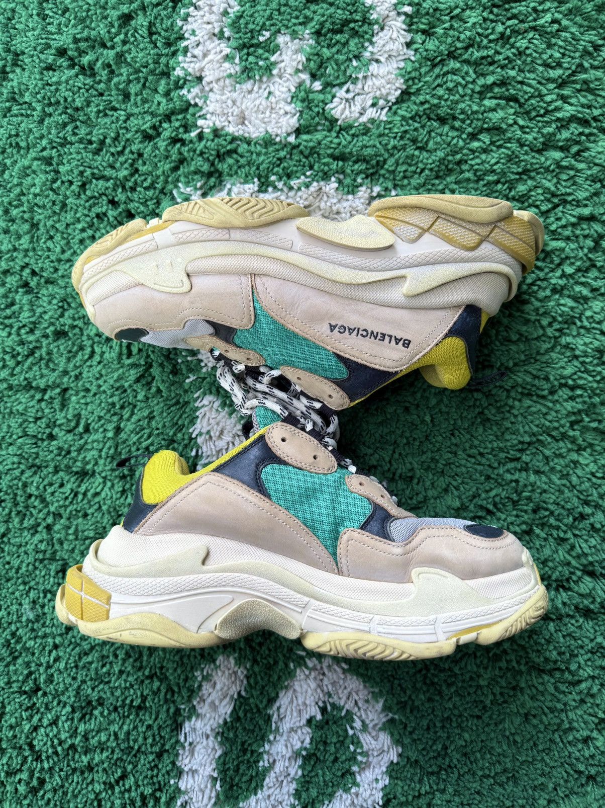 Balenciaga Balenciaga 2018 Triple S2018 Green & Yellow Size US 9 / EU 42 - 1 Thumbnail