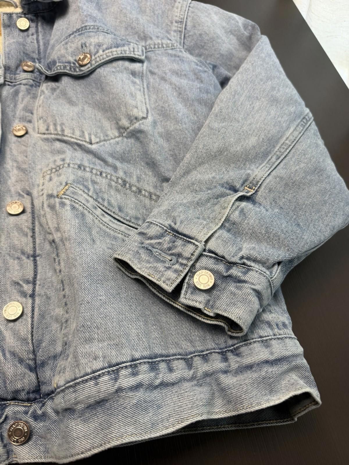 Gap Gap Light wash Denim Jacket Sherpa Fleece Lined Jacket L Size US L / EU 52-54 / 3 - 5 Thumbnail