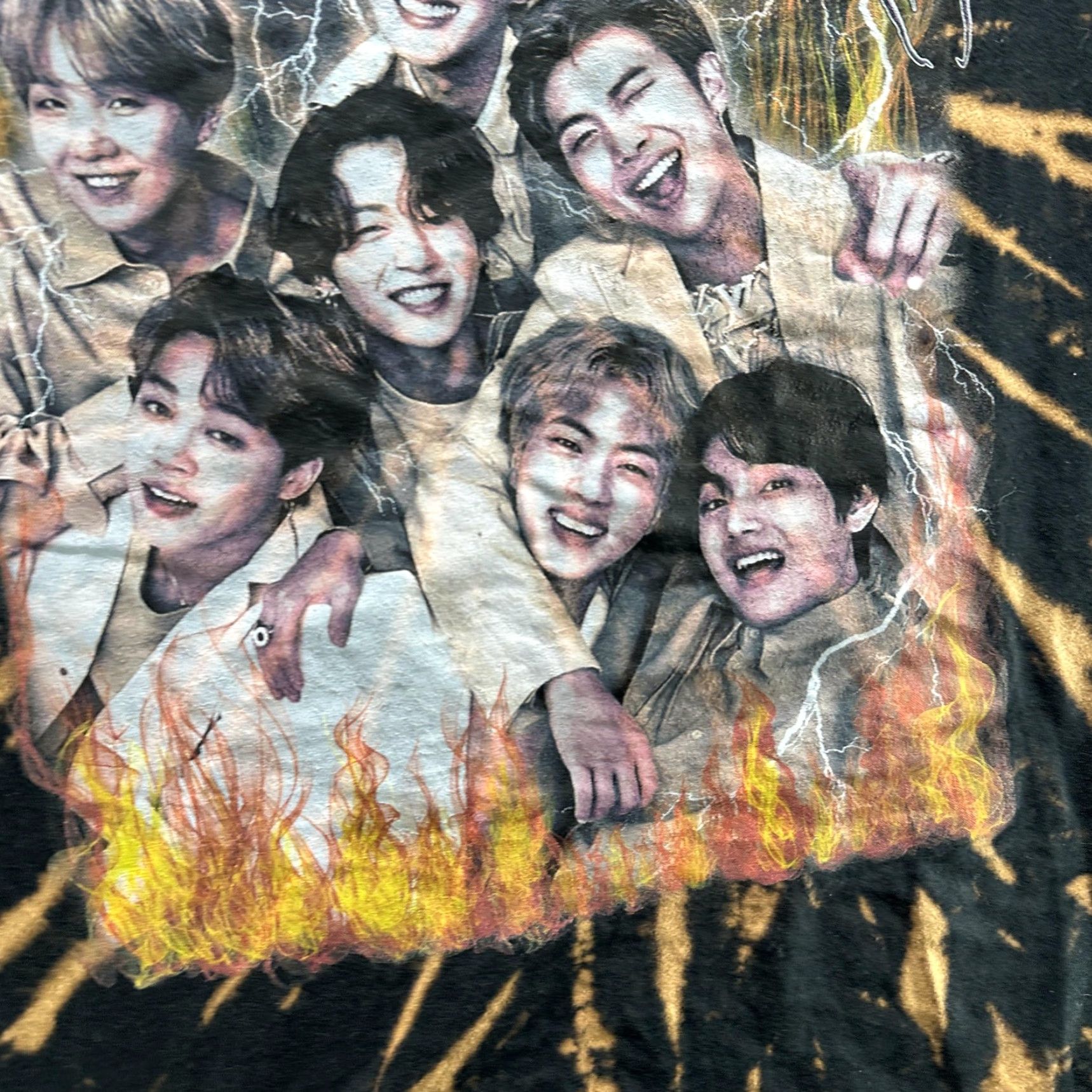 Vintage VINTAGE Bangtan Shirt Mens Large Black Bleach Tie Dye BTS Graphic Band DeFourd Size US L / EU 52-54 / 3 - 4 Thumbnail