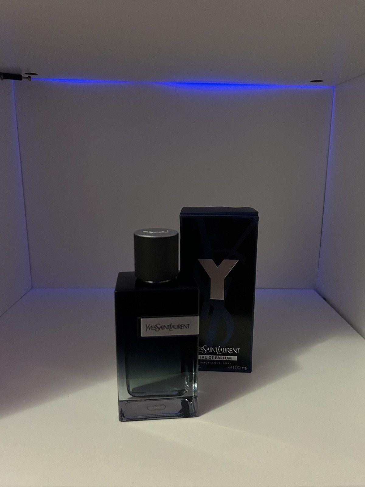 Other Ysl perfume Size 26 - 4 Thumbnail