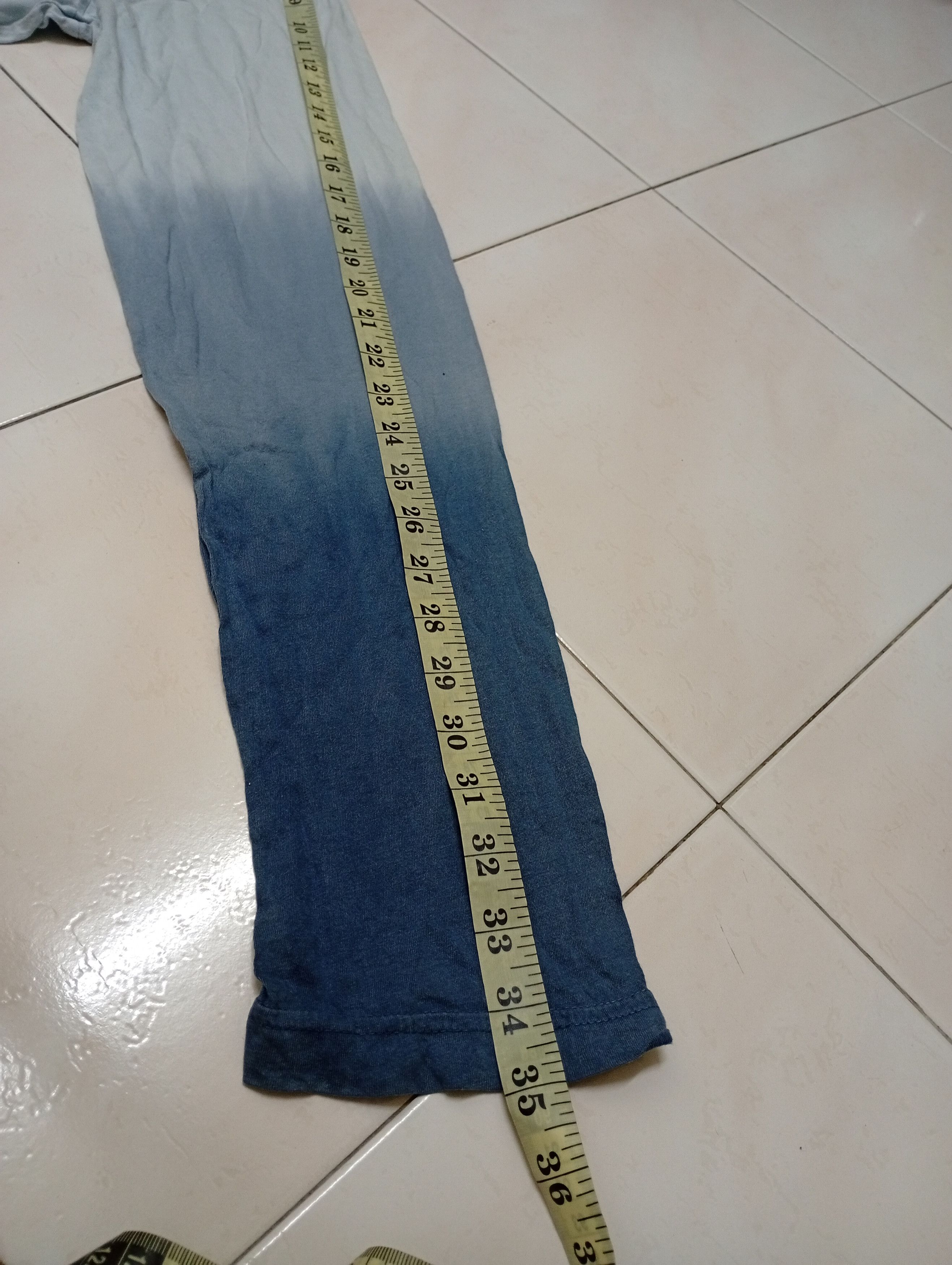 A&G Rock Rock N rock X Amal Guessous Size US L / EU 52-54 / 3 - 5 Thumbnail