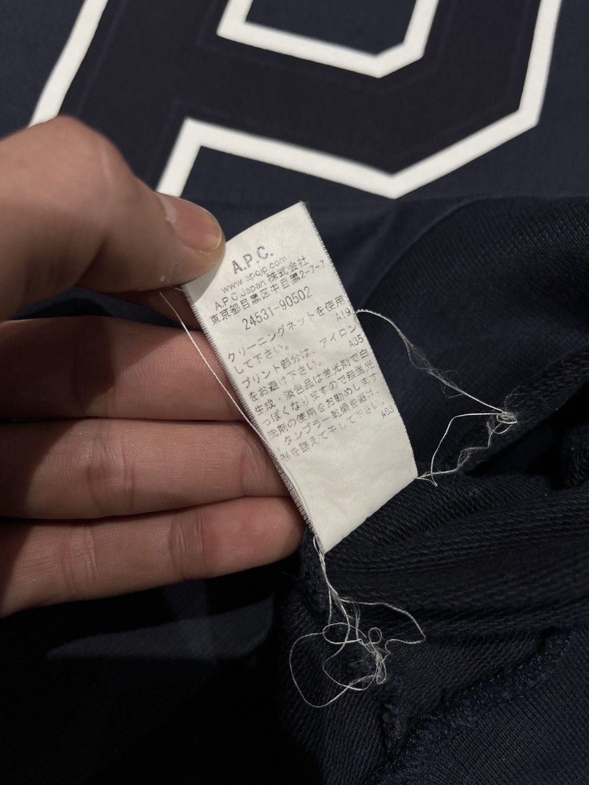 A.P.C. A.P.C Paris “P” Logo Crewneck Size US XS / EU 42 / 0 - 5 Thumbnail