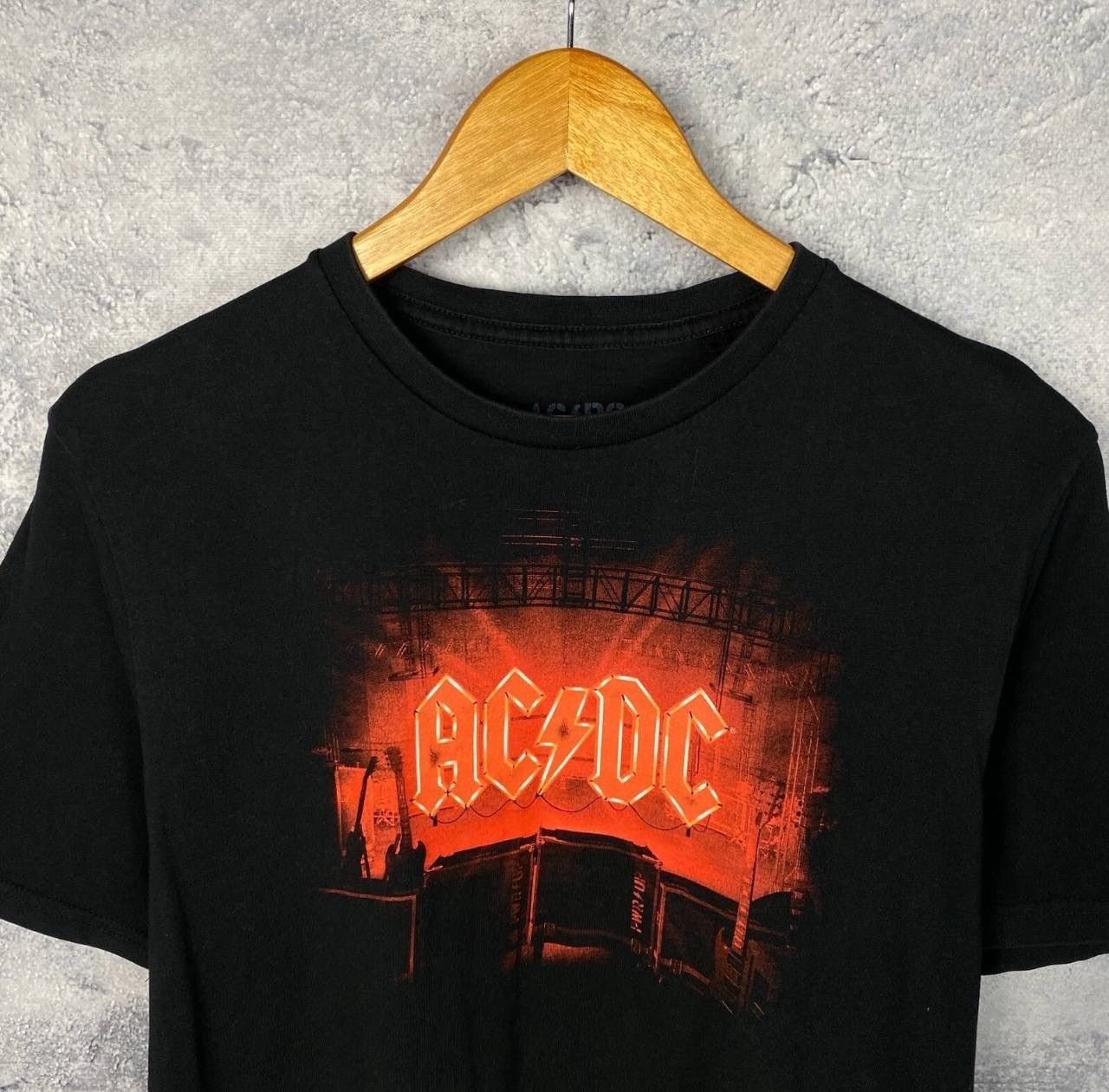 AC/DC × Band Tees × Vintage ACDC Tee Men's Size M Black Short Sleeve Size US M / EU 48-50 / 2 - 2 Thumbnail