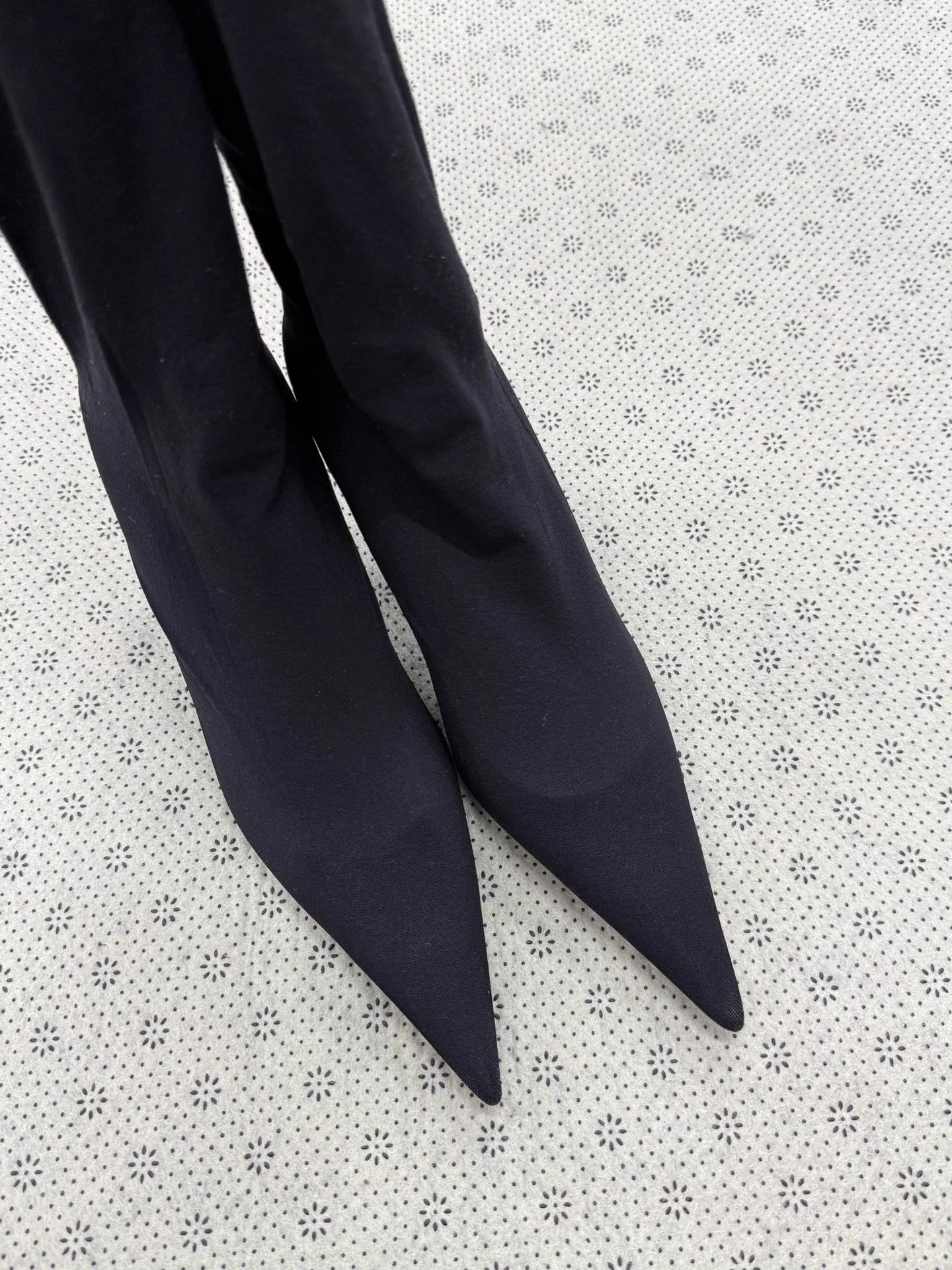 Balenciaga Balenciaga Women's Blk Knit Over-the-Knee Boots BB38 Size US 7 / IT 37 - 2 Thumbnail