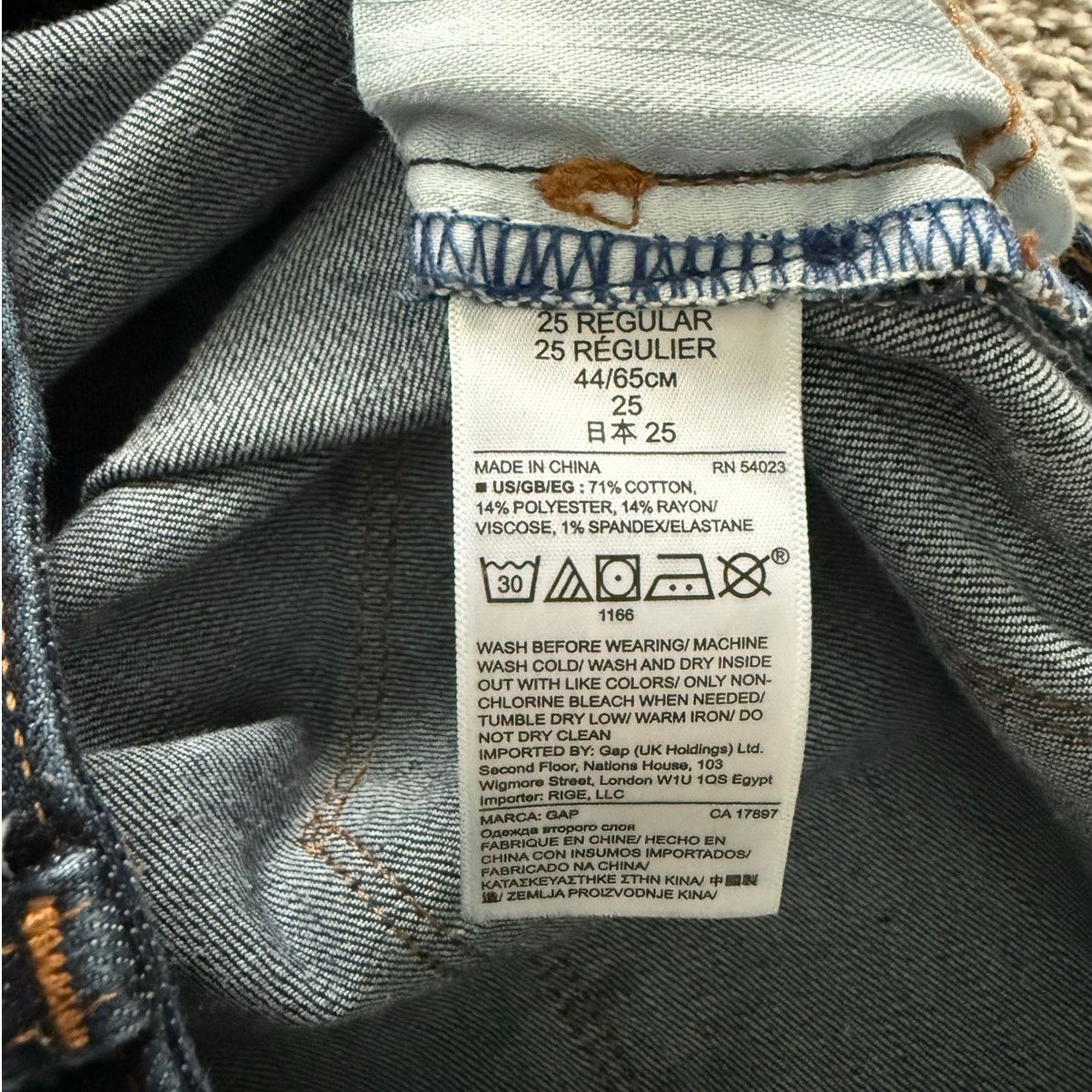 Gap Gap The Perfect Boot Bootcut/Straight Ankle Jeans Dark Wash Size 25" / US 0 / IT 36 - 6 Thumbnail