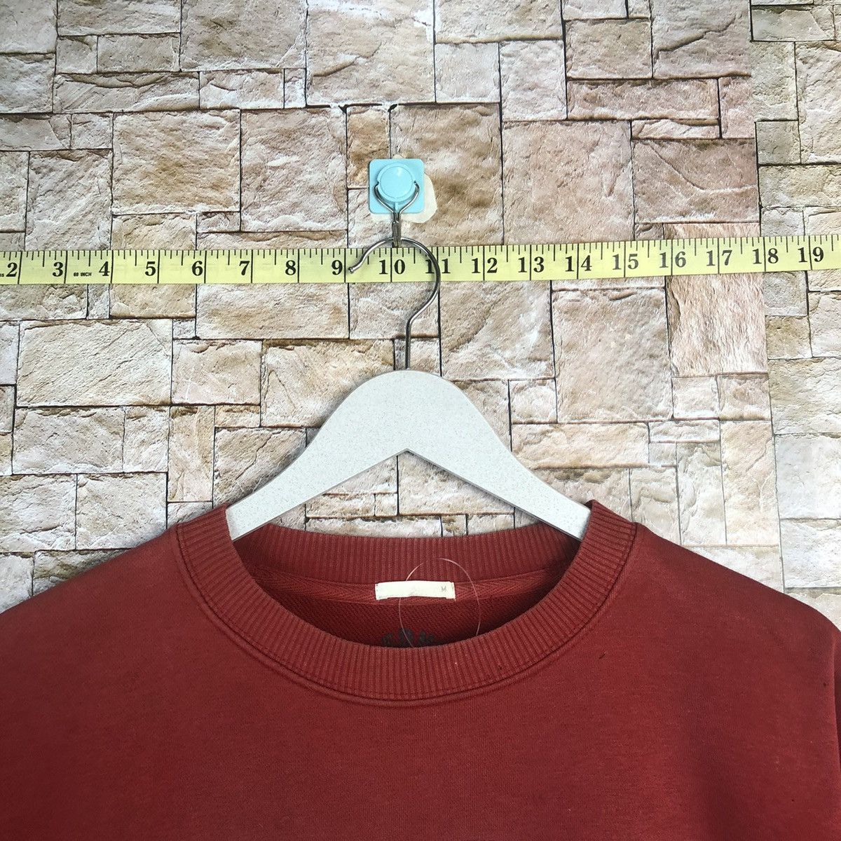 Band Tees GU Red Hot Chilli Peppers Red Sweatshirt #A10 Size US M / EU 48-50 / 2 - 4 Thumbnail
