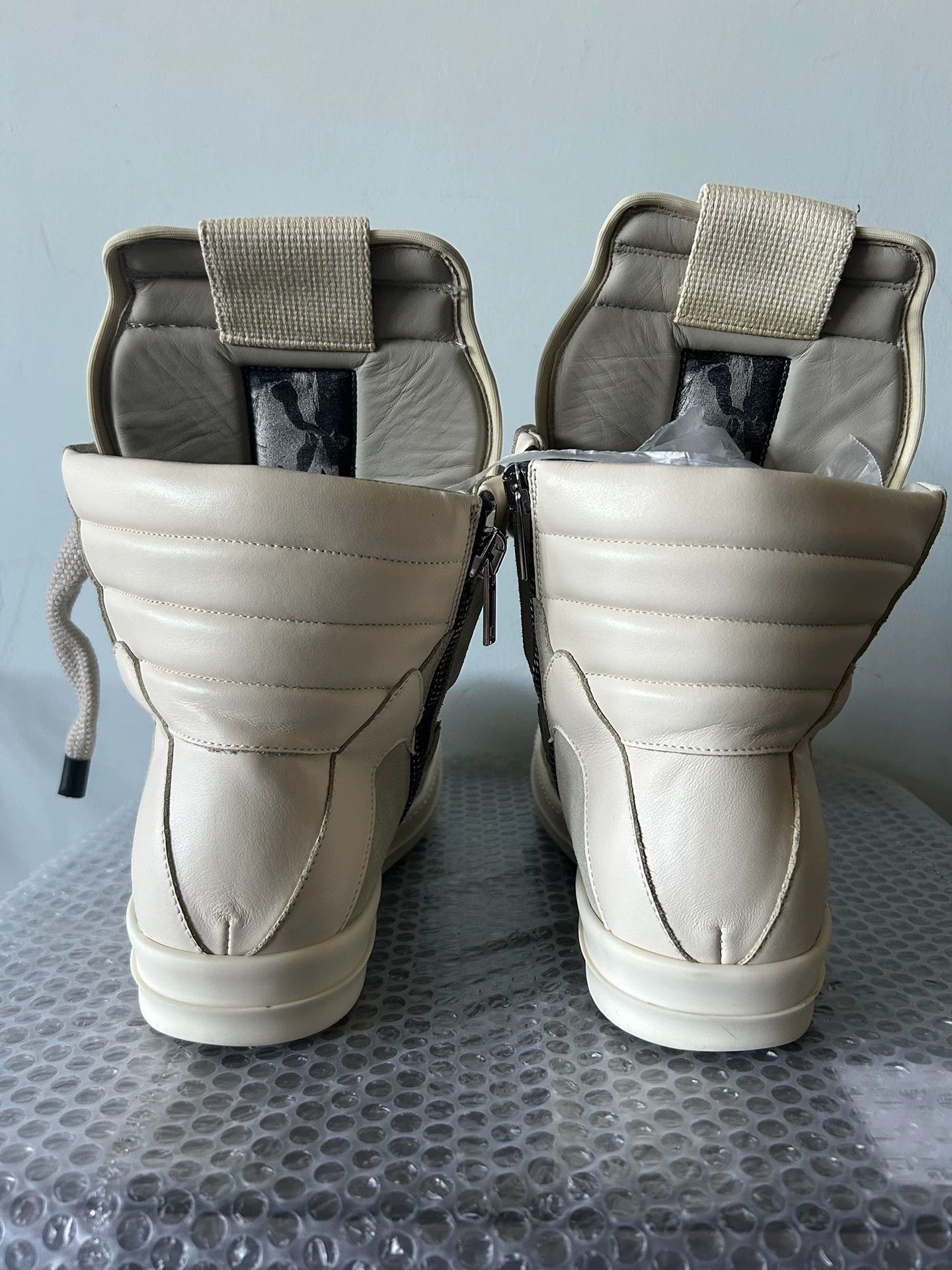 Rick Owens Rick Owens suede grey chunky lace-up triangle shoes Size US 11 / EU 44 - 2 Thumbnail