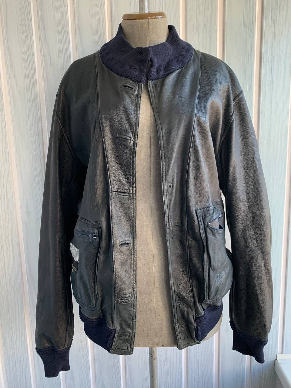 Valstar × Vintage Vintage Valstar Milano Navy Suede Leather Bomber Jacket Size US M / EU 48-50 / 2 - 2 Thumbnail