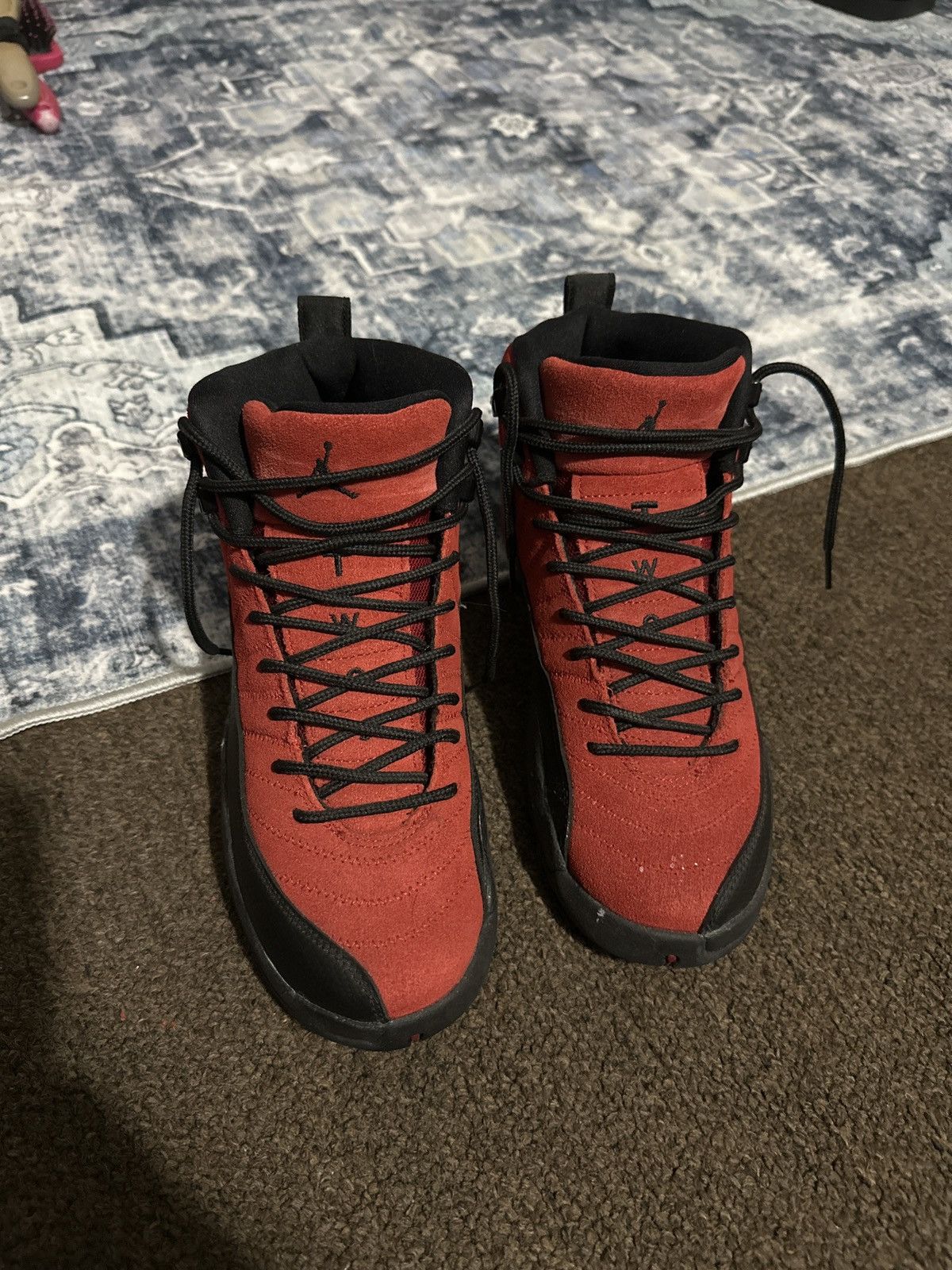 Jordan Brand Reverse Flu Game - Boys Size US 6 / EU 39 - 1 Thumbnail