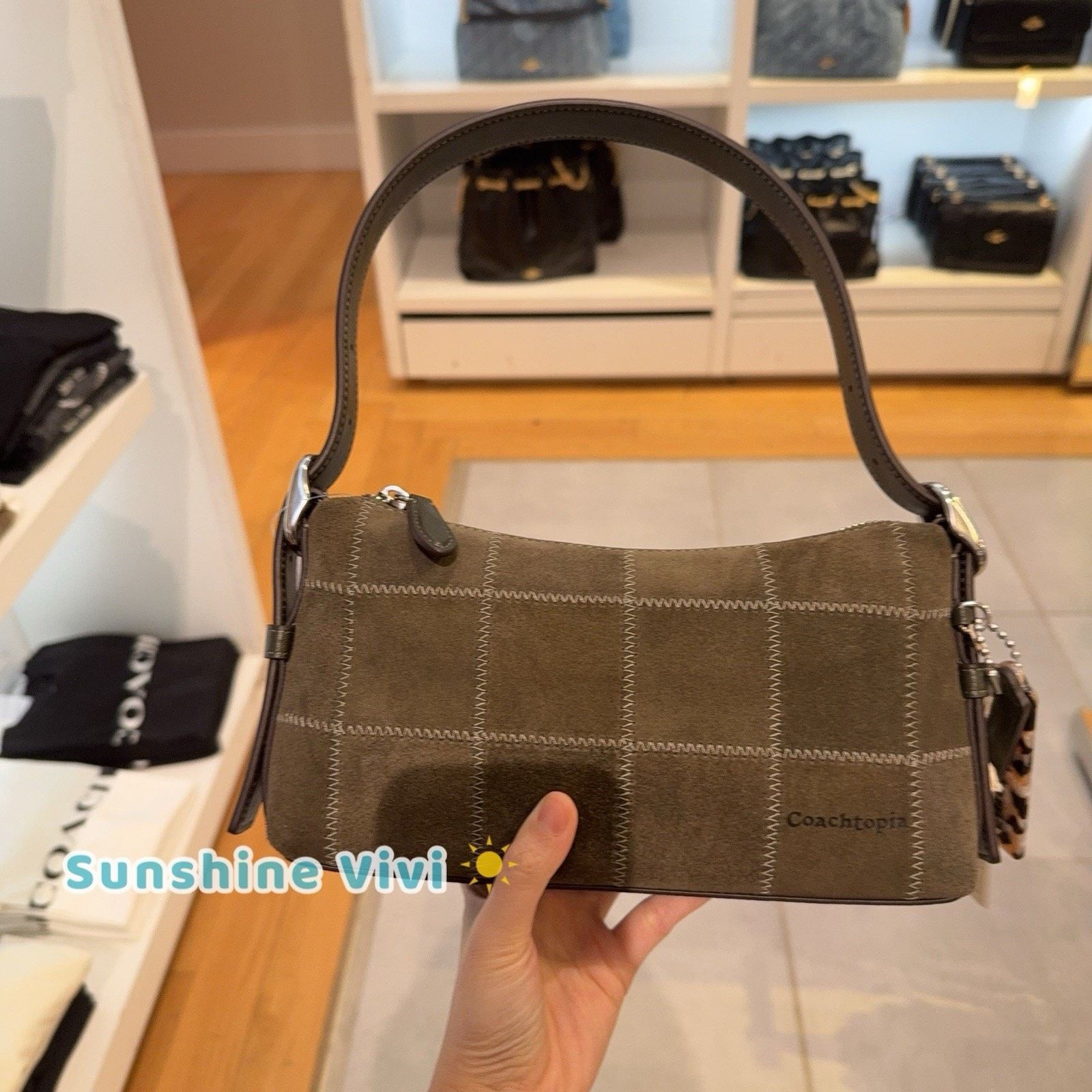 Coach NWT Coach Alter/Ego Small Slouchy Shoulder Bag CEF97 olive Size ONE SIZE - 1 Thumbnail