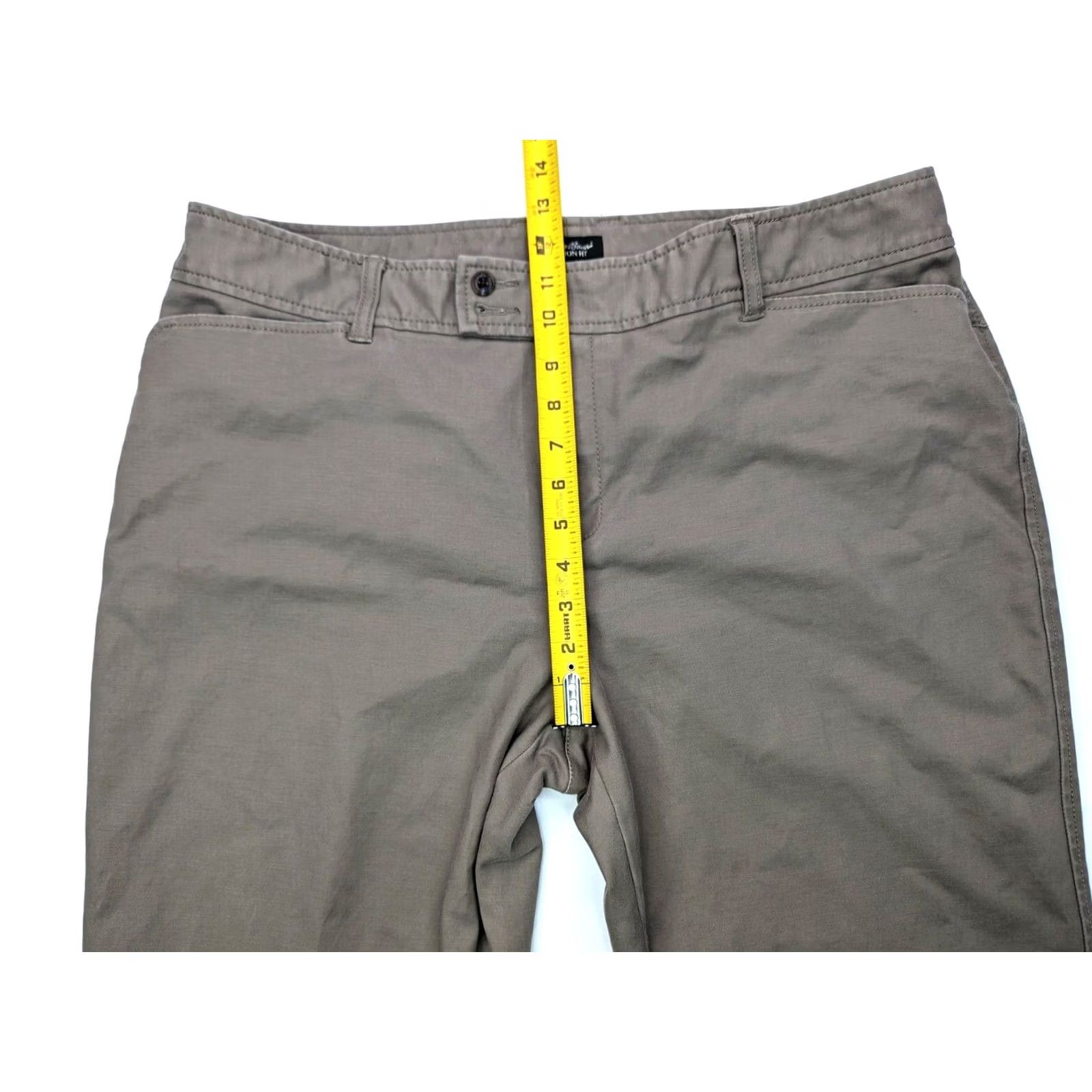 Eddie Bauer Eddie Bauer Vashon Fit Women 18 Khakis Pants Flat Front Stretch 38x30 Brown Twill Regular Pattern Solid Front Zip Pockets Button Logo Size 40" / US 18 - 5 Thumbnail