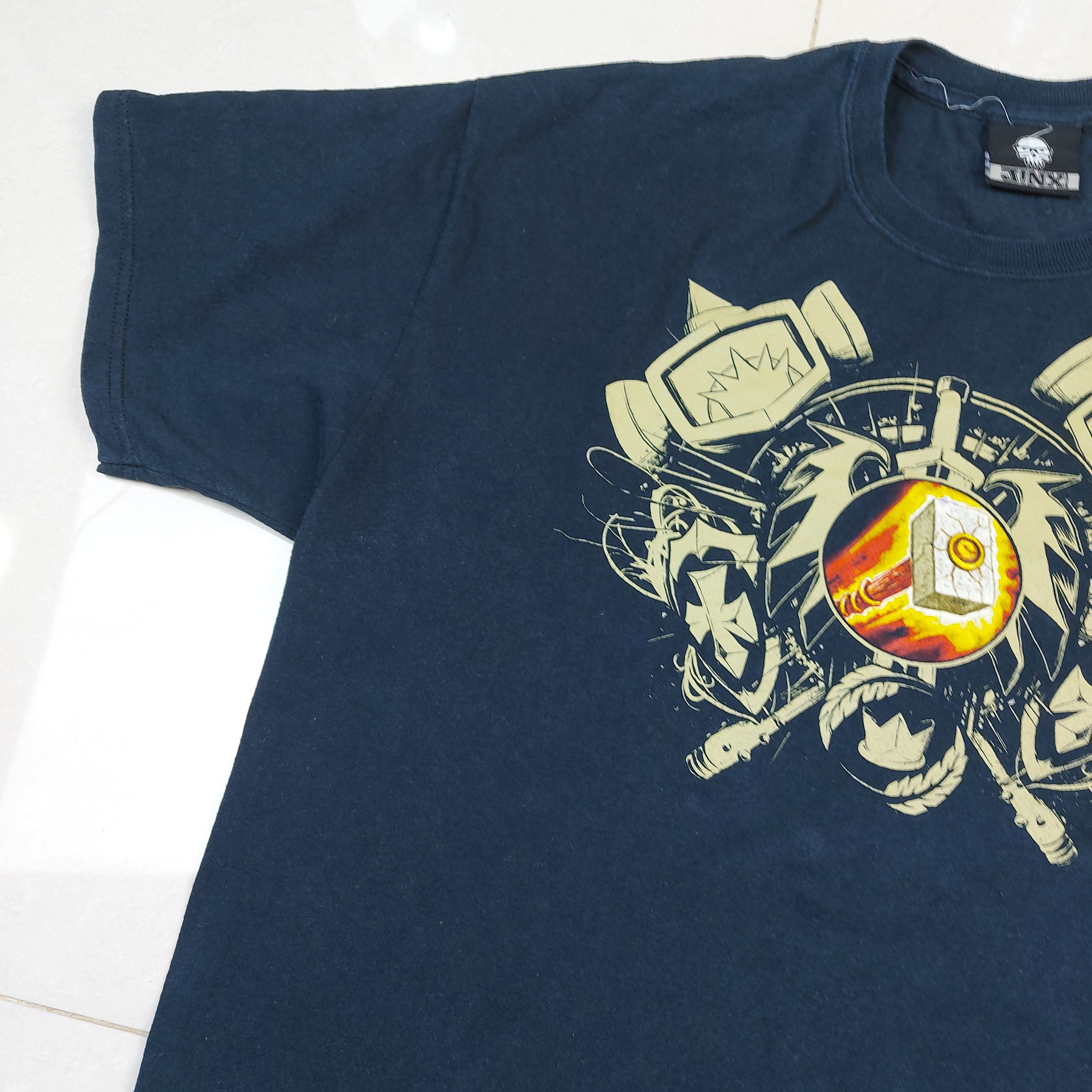 Microsoft Vintage World Of Warcraft Paladin Class Logo TEE Size US XL / EU 56 / 4 - 10 Thumbnail