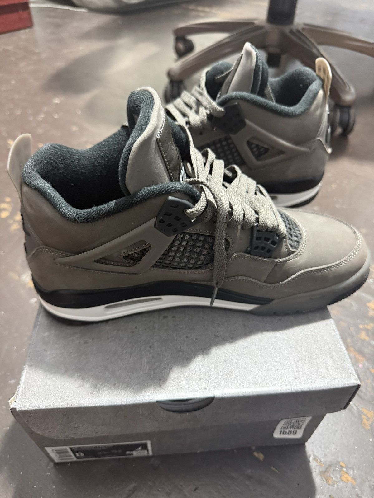 Jordan Brand Air Jordan 4 Retro 'Cave Stone' Size US 8 / EU 41 - 5 Thumbnail