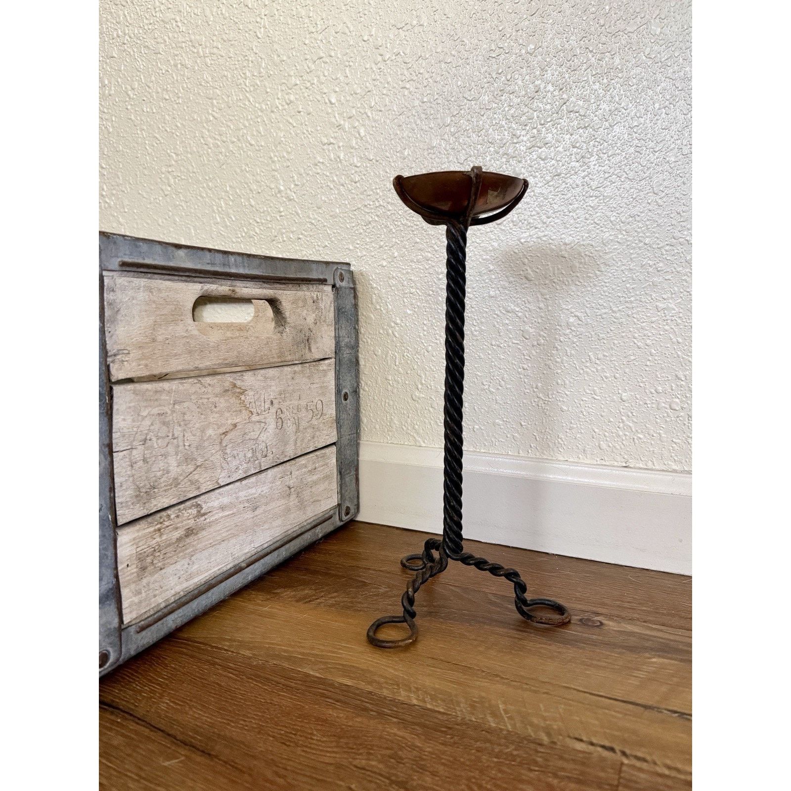 Other Vtg Braided Iron Copper Mission Pillar CandleHolder, 12" Size ONE SIZE - 3 Thumbnail