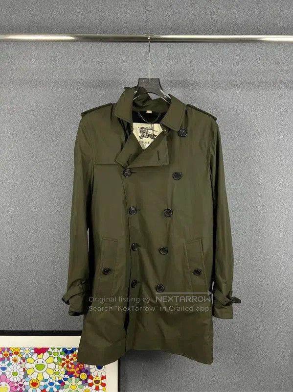 Burberry Burberry Green Women's Coat. Size M / US 6-8 / IT 42-44 - 1 Thumbnail