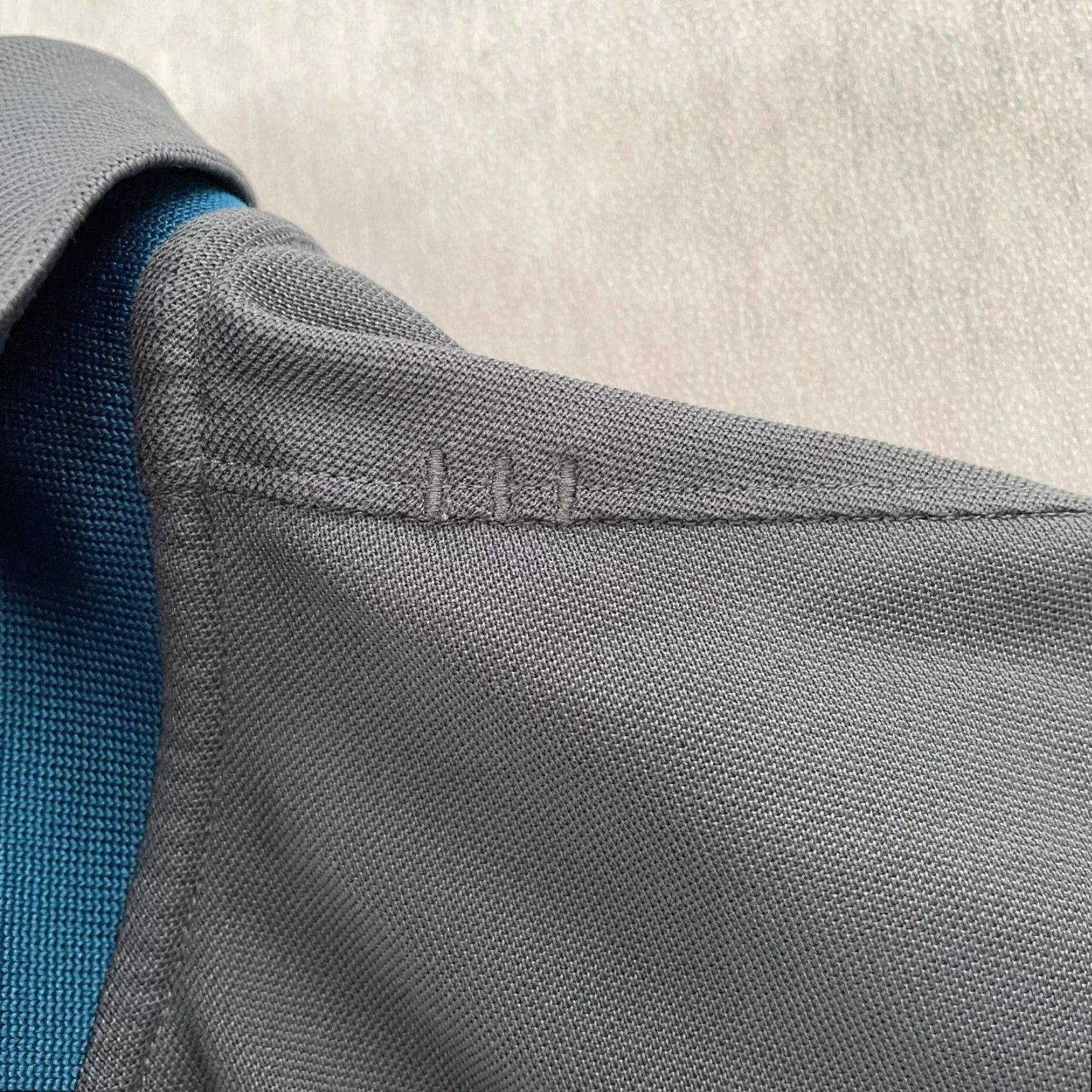 Lululemon VINTAGE Lululemon Polo Shirt Adult Small Gray Athletic Casual Mens S Size US S / EU 44-46 / 1 - 4 Thumbnail