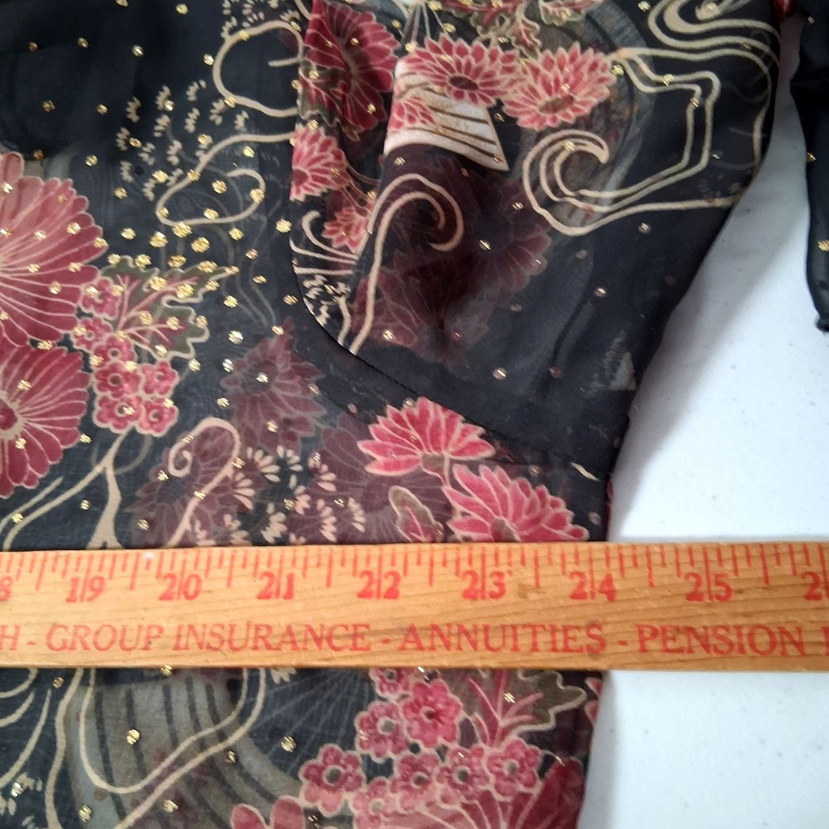 Vintage VINTAGE Dressbarn Blouse Plus Size 18/20 Sheer Black Metallic Gold Floral Bell Sleeve Size XXL / US 16-18 / IT 52-54 - 7 Thumbnail