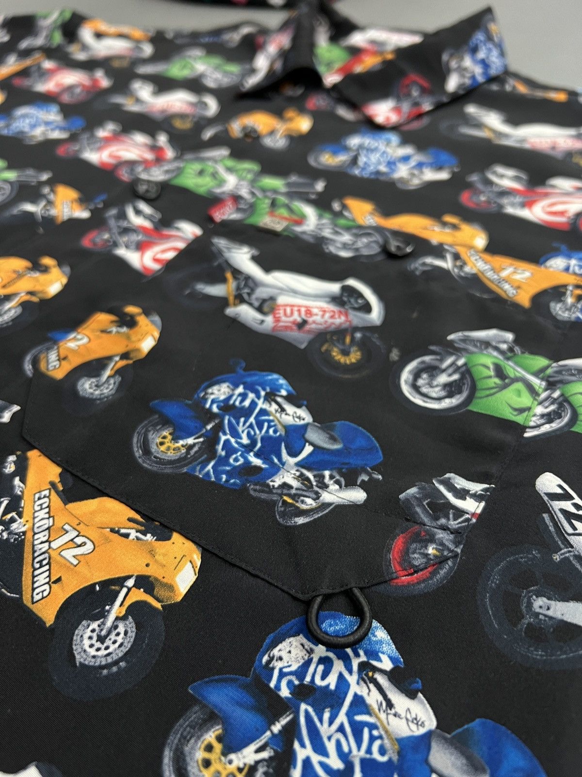 Ecko Unltd. MARC ECKO Moto Racing Button Up Short Sleeve Club Shirt Size US M / EU 48-50 / 2 - 8 Thumbnail