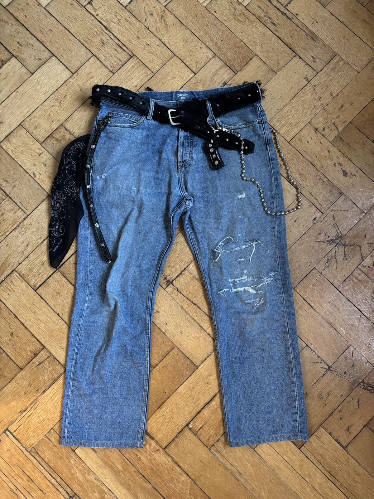 Carhartt Carhartt Distressed Vintage Jeans Size US 33 - 1 Thumbnail